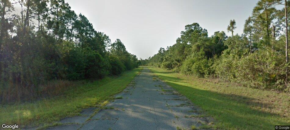Amazing VACANT LAND Opportunity in Sarasota Florida. Lot size 0.2728 acres/11,885 SF per public records.