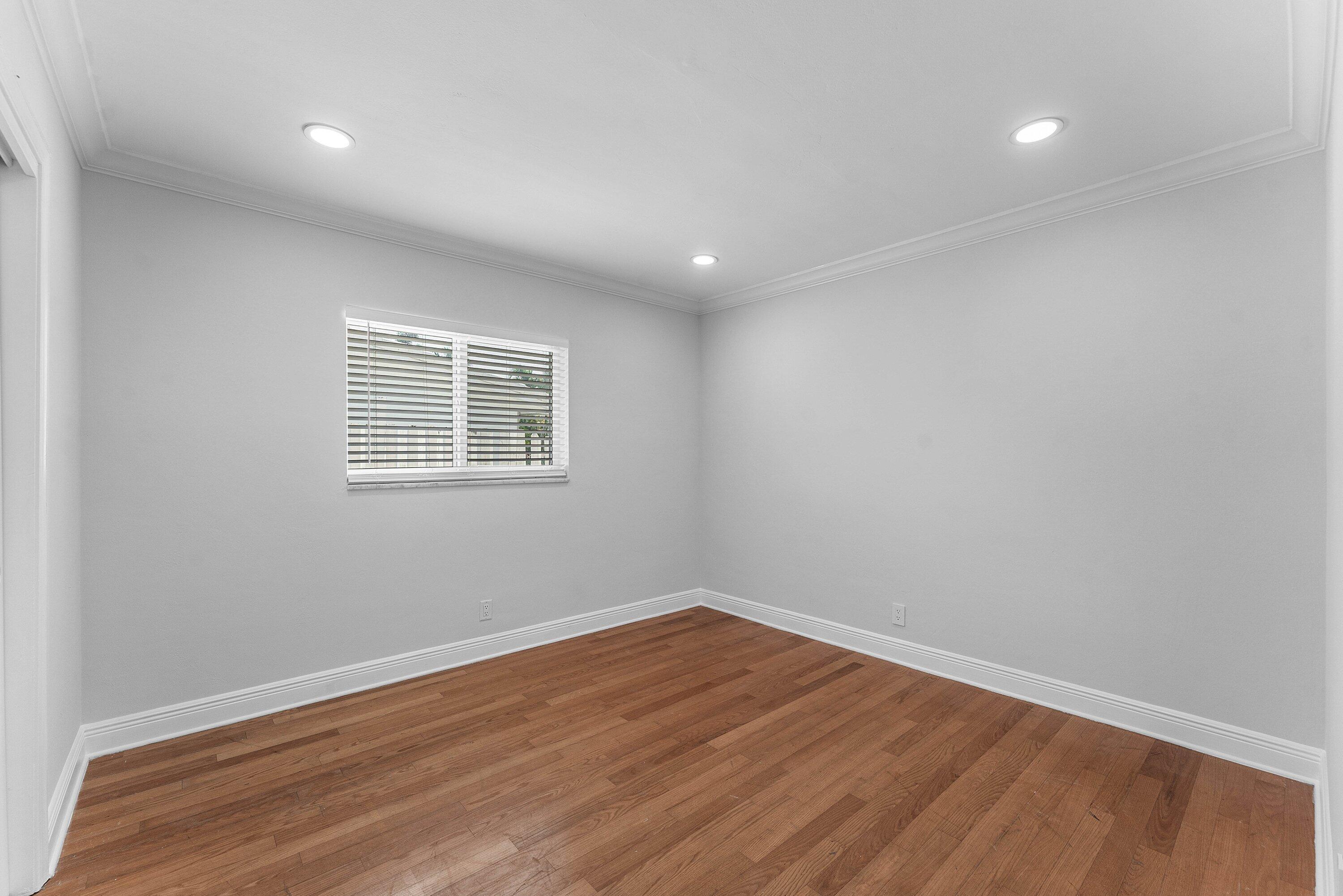 COVE 2ND SEC - Residential
