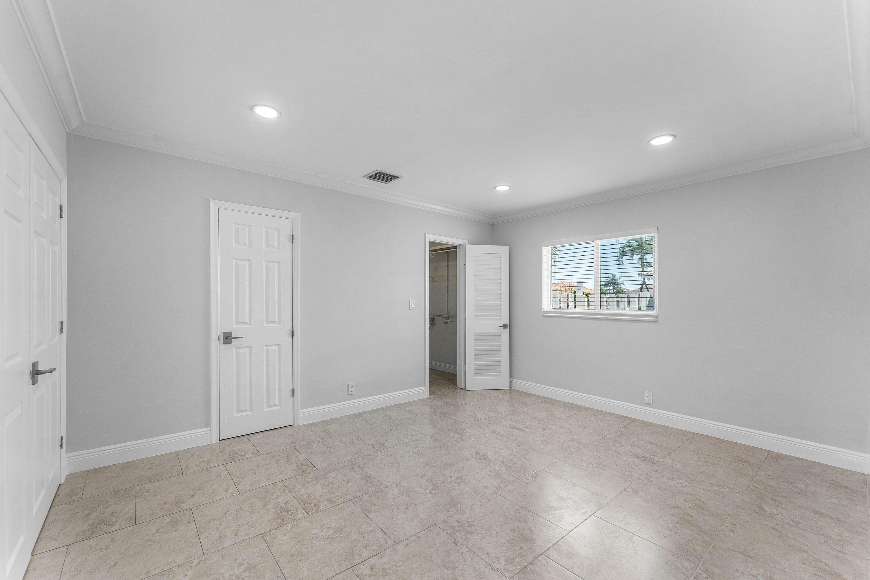 COVE 2ND SEC - Residential