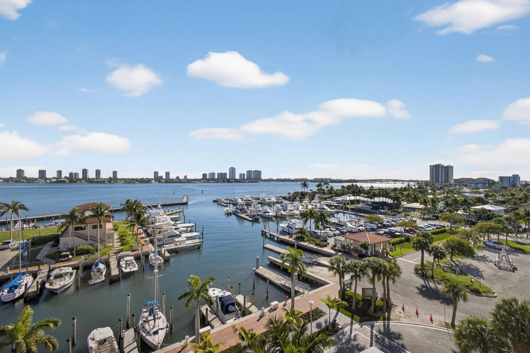 NAUTILUS 220 CONDO - Residential