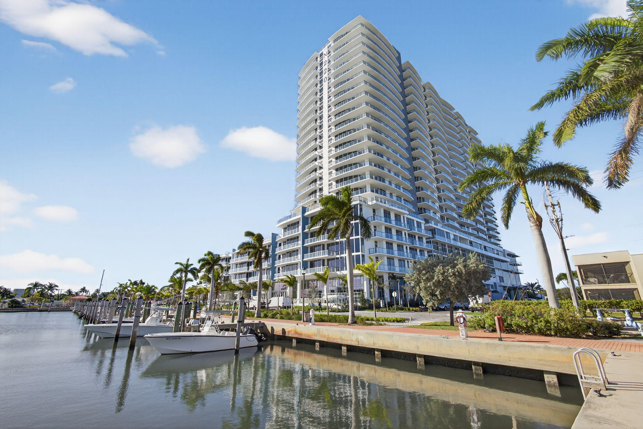 NAUTILUS 220 CONDO - Residential