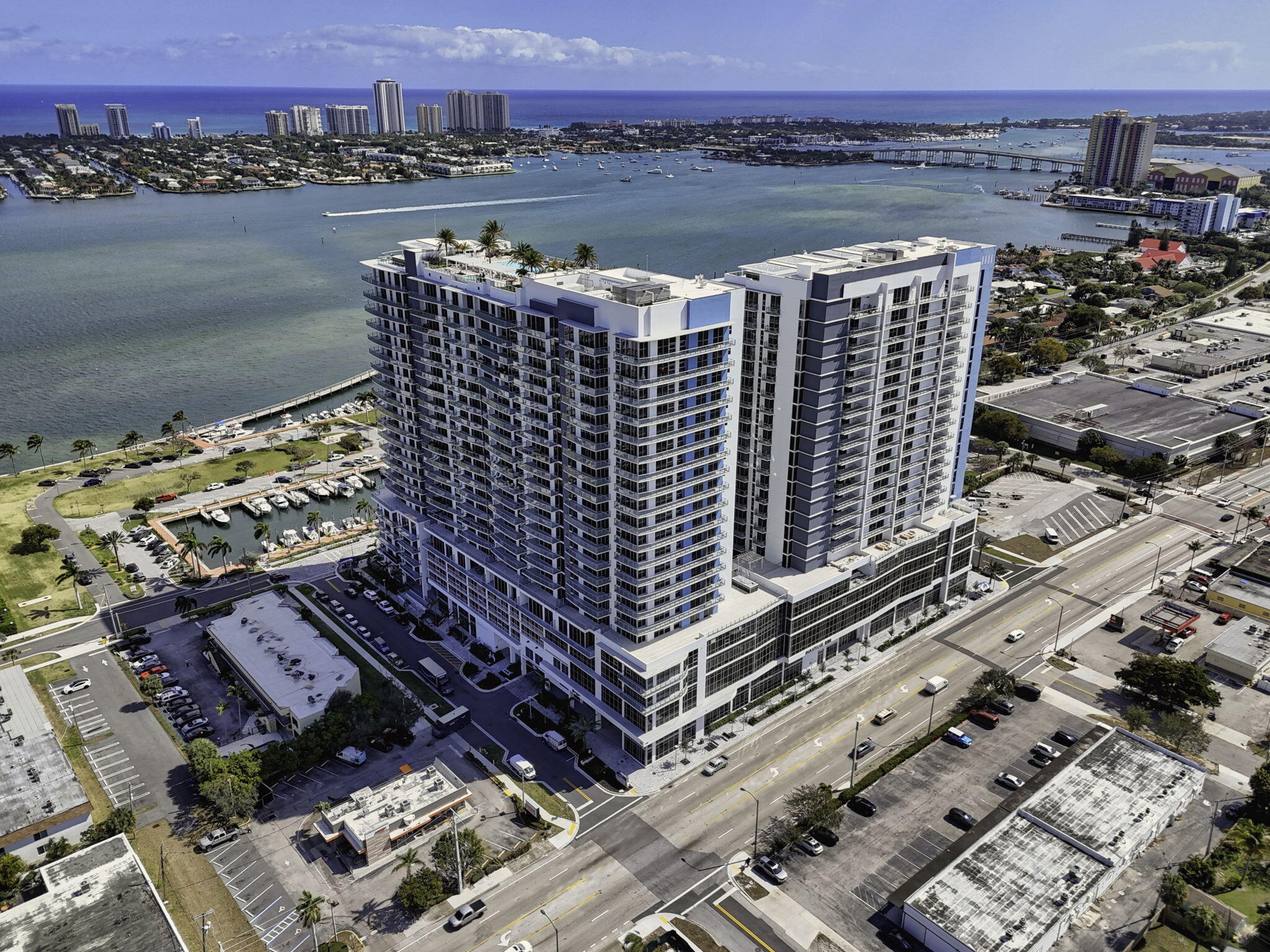 NAUTILUS 220 CONDO - Residential