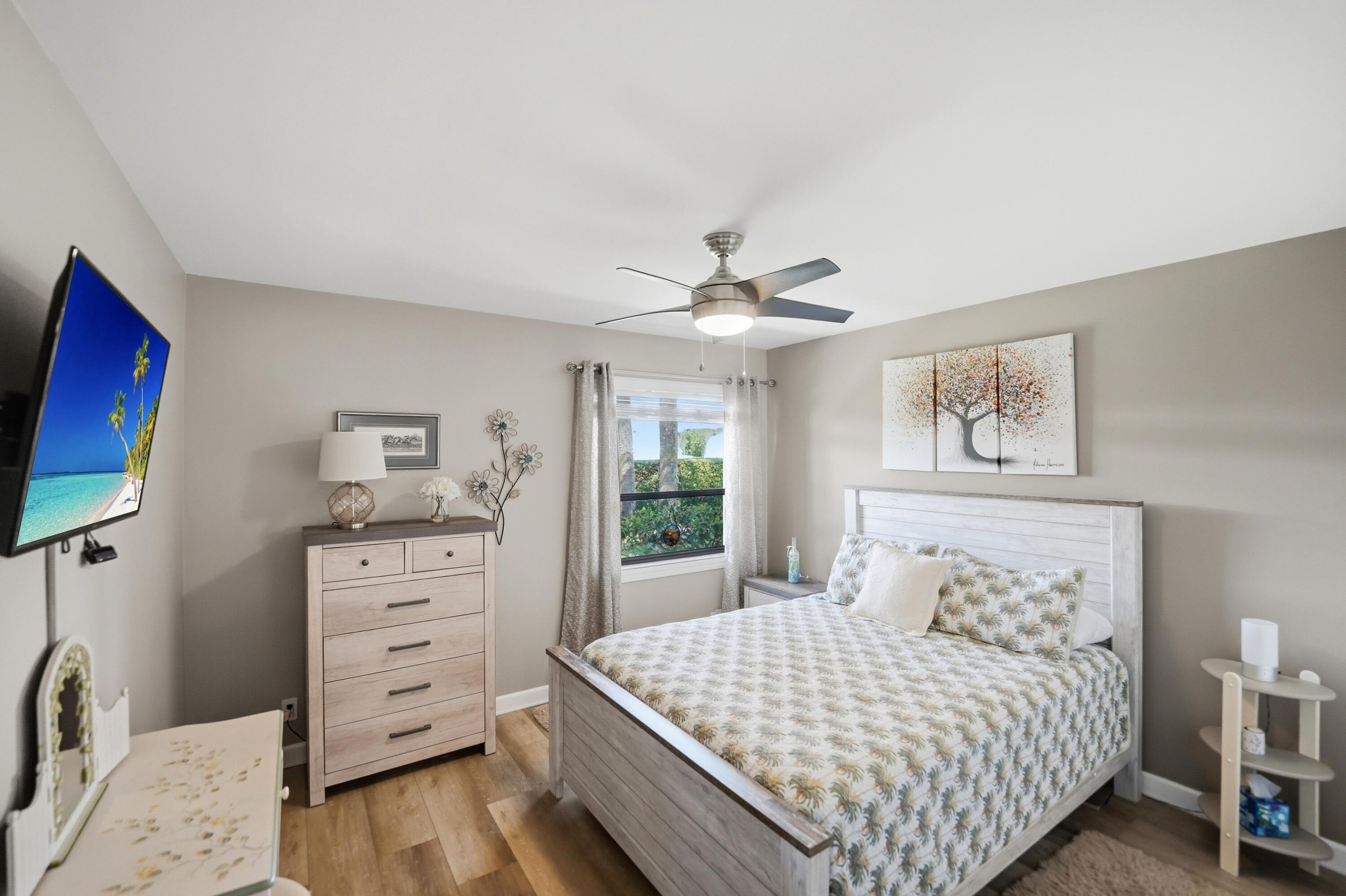 INDIAN RIVER VILLAS CONDO - Residential