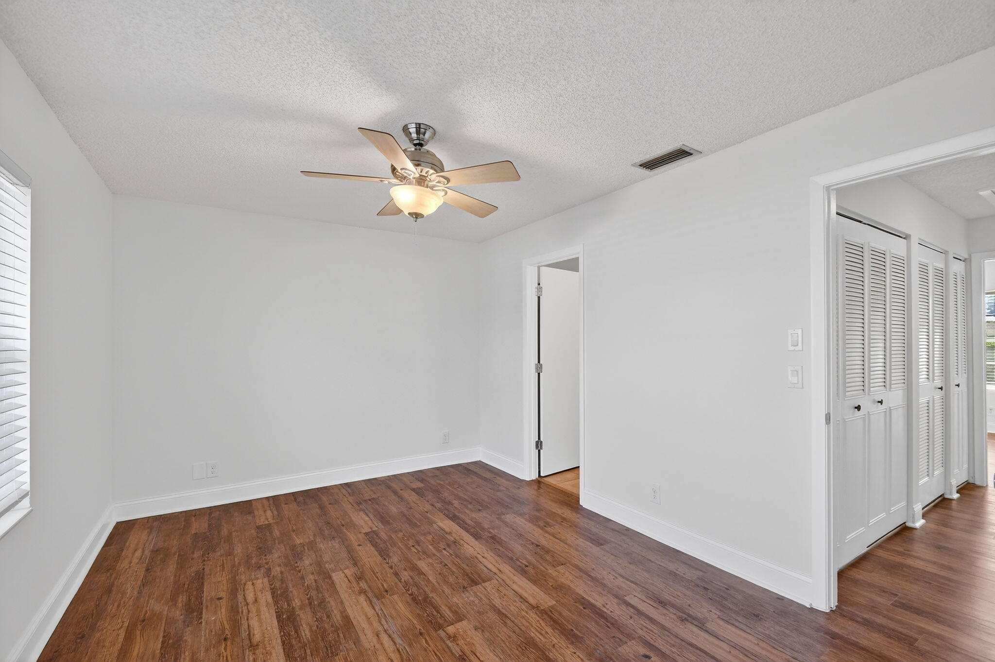 CHARTER CLUB OF PALM BEACH - Residential