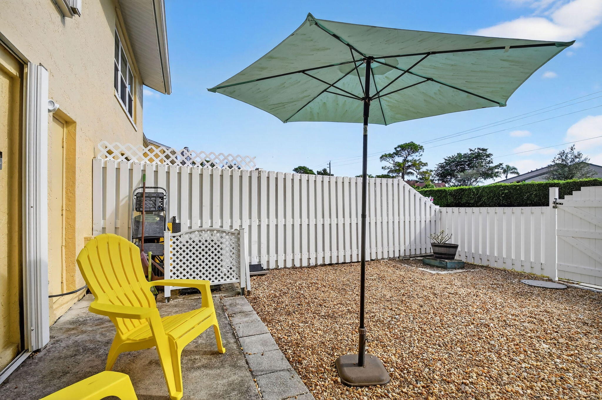 CHARTER CLUB OF PALM BEACH - Residential