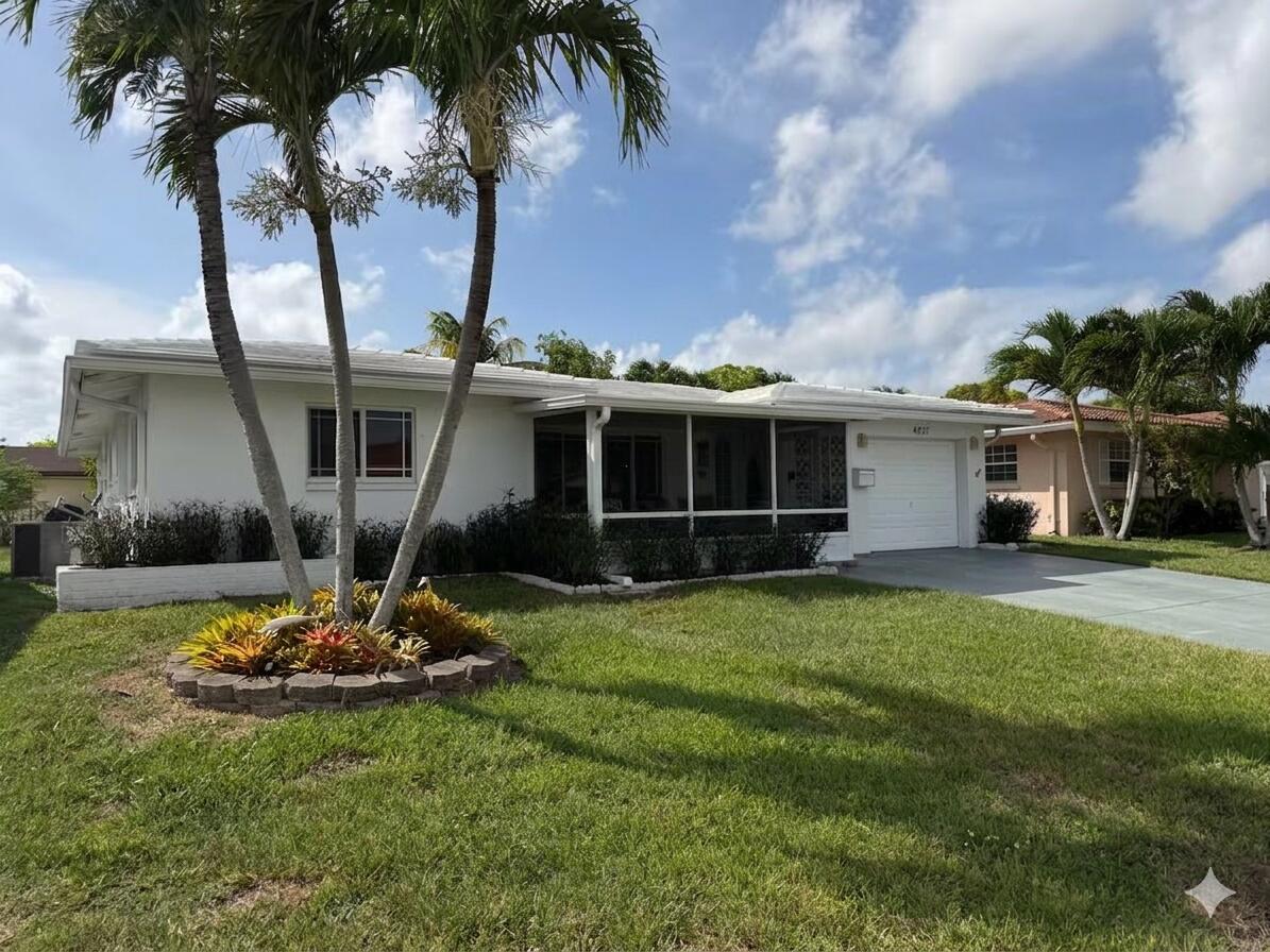 MAINLANDS OF TAMARAC LAKES - Residential