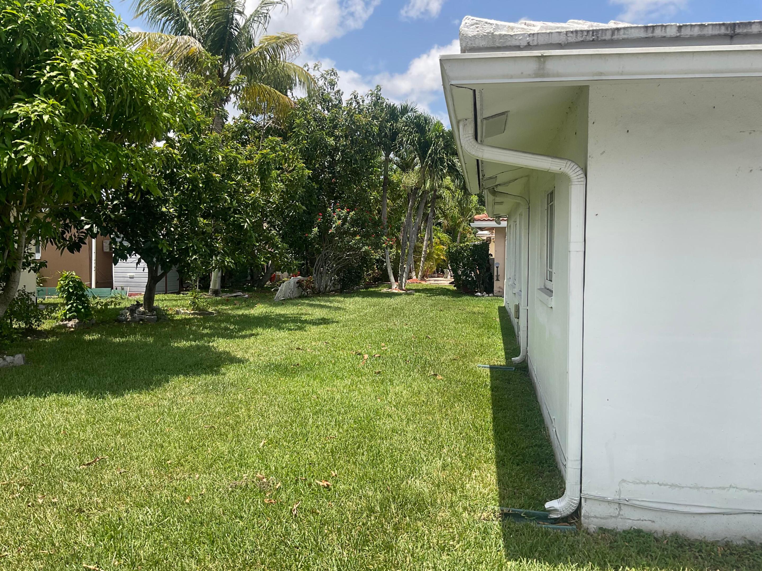 MAINLANDS OF TAMARAC LAKES - Residential