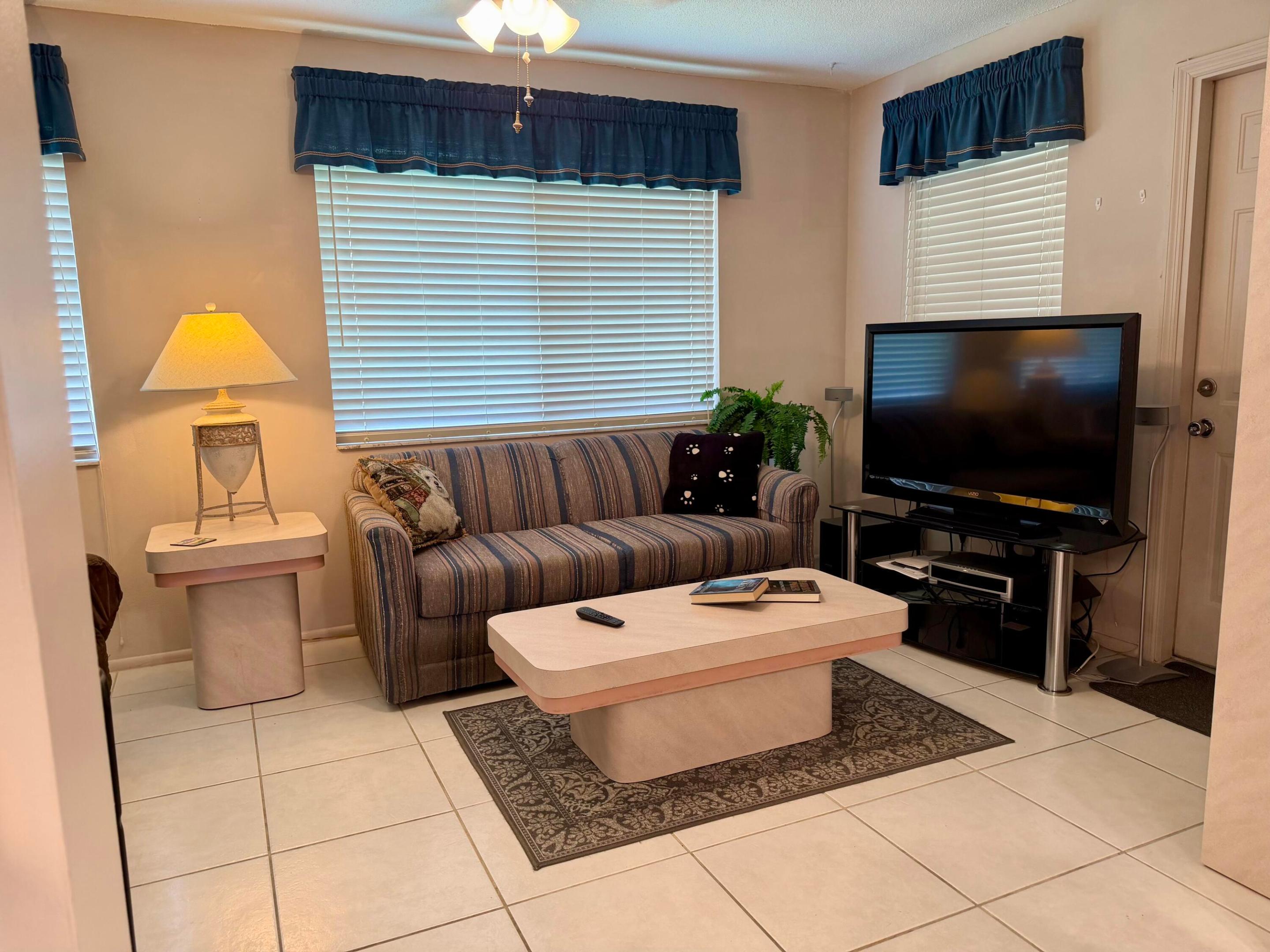 MAINLANDS OF TAMARAC LAKES - Residential