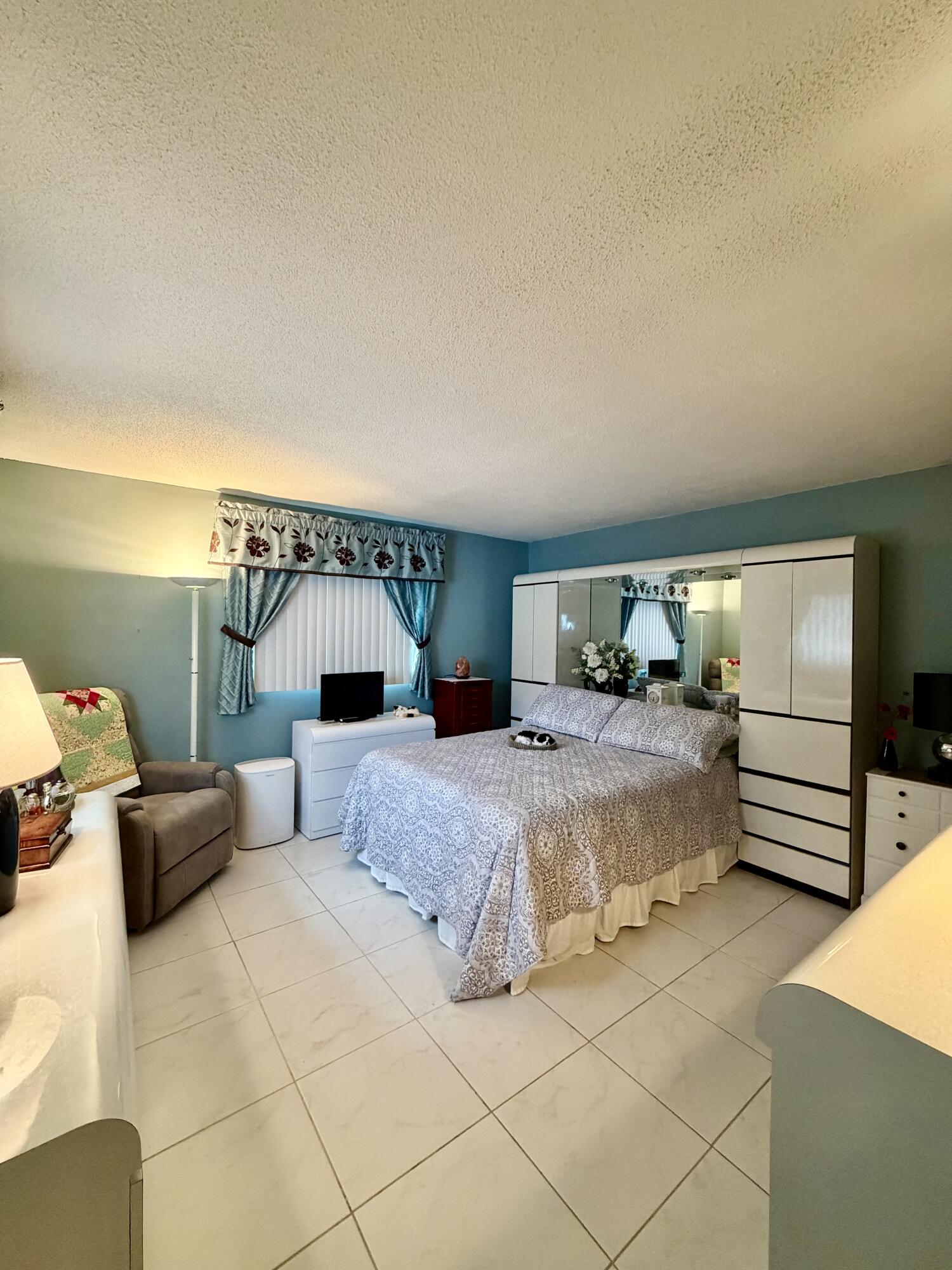 MAINLANDS OF TAMARAC LAKES - Residential