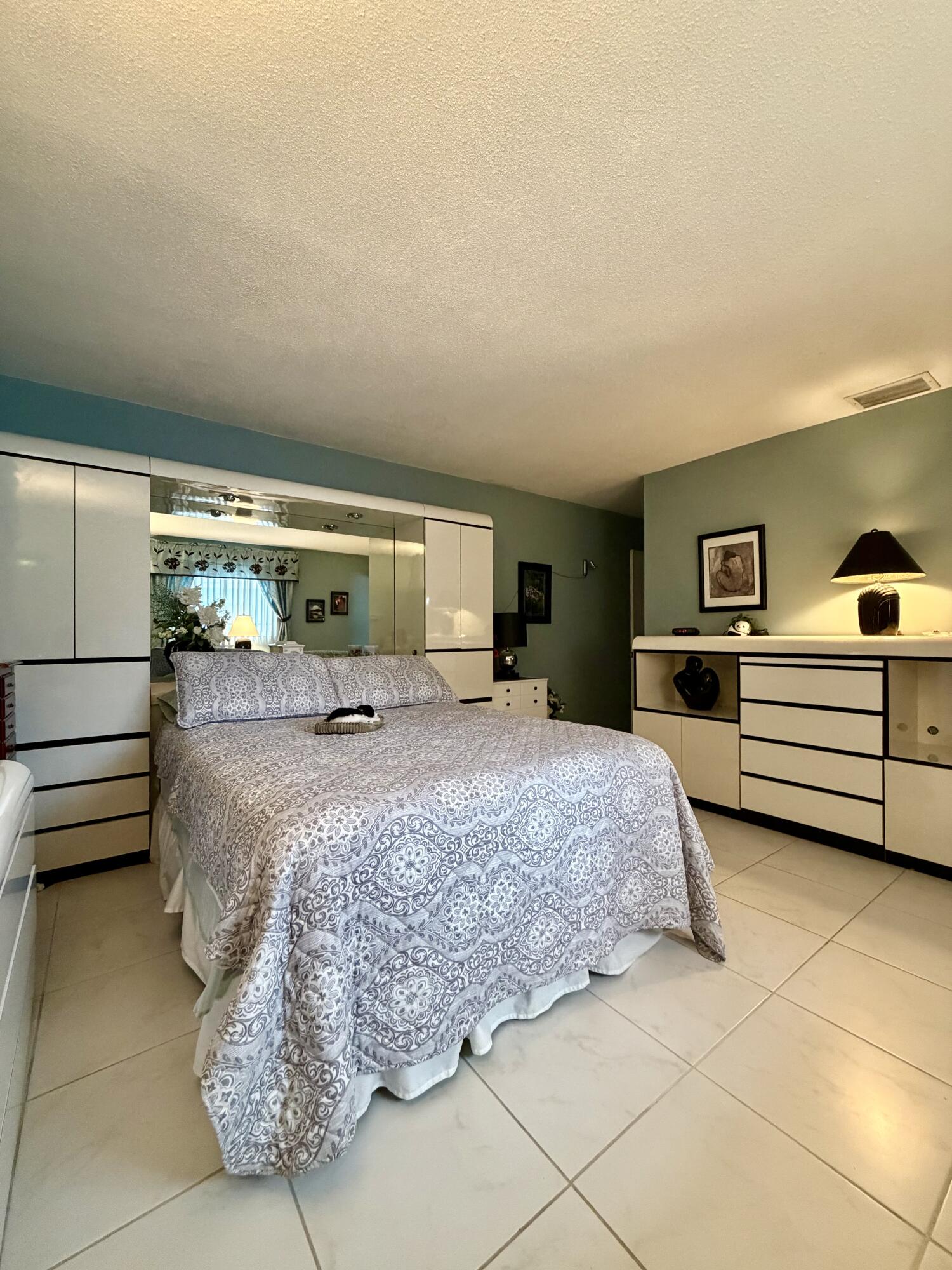 MAINLANDS OF TAMARAC LAKES - Residential