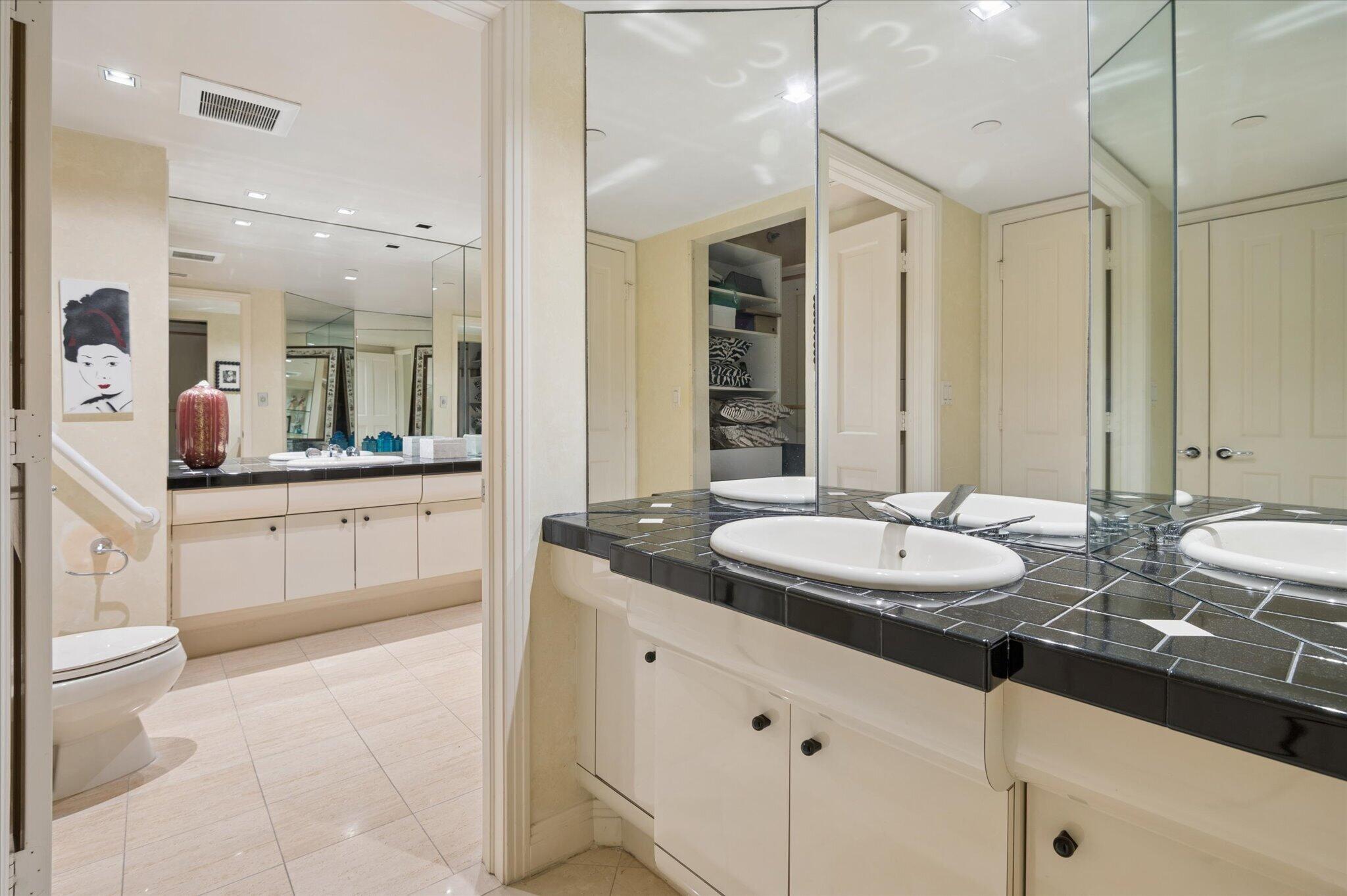 MIZNER COURT CONDO - Residential