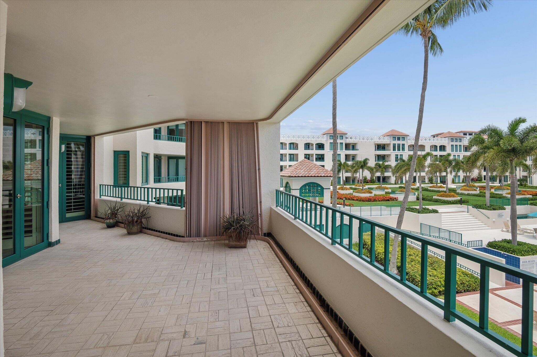 MIZNER COURT CONDO - Residential