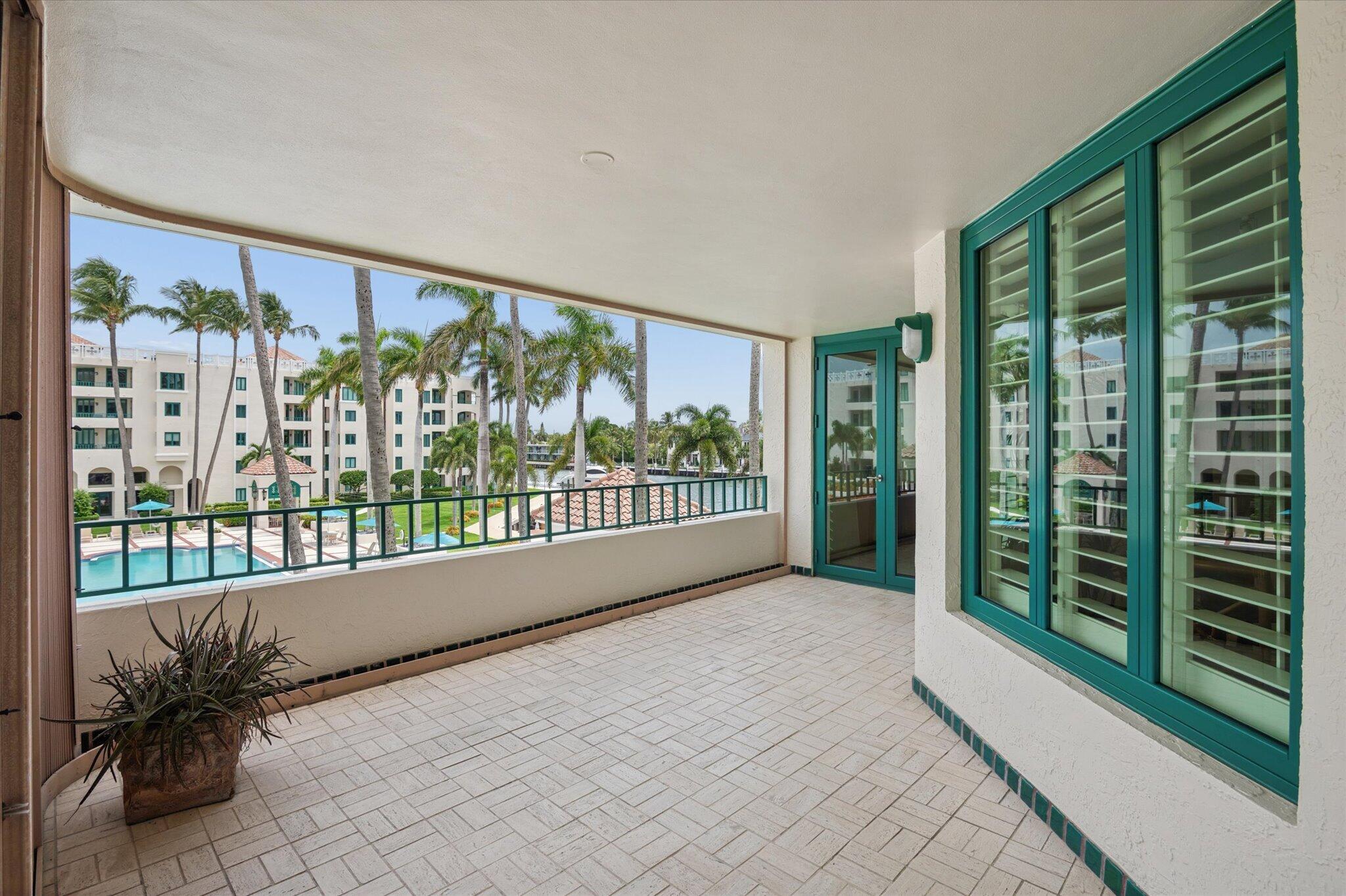 MIZNER COURT CONDO - Residential