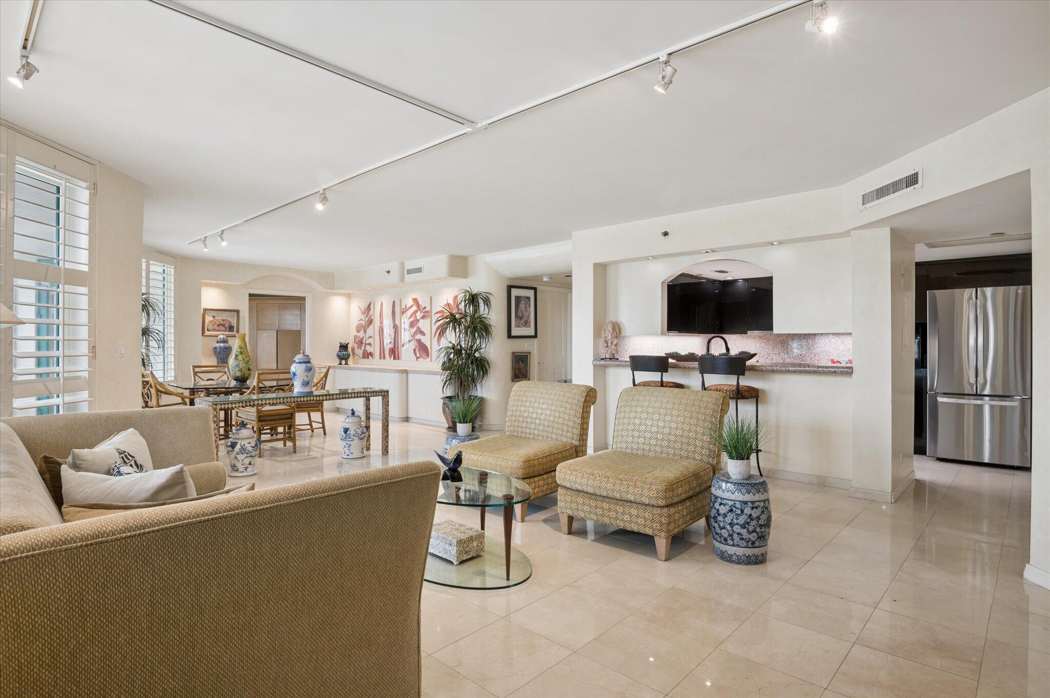 MIZNER COURT CONDO - Residential
