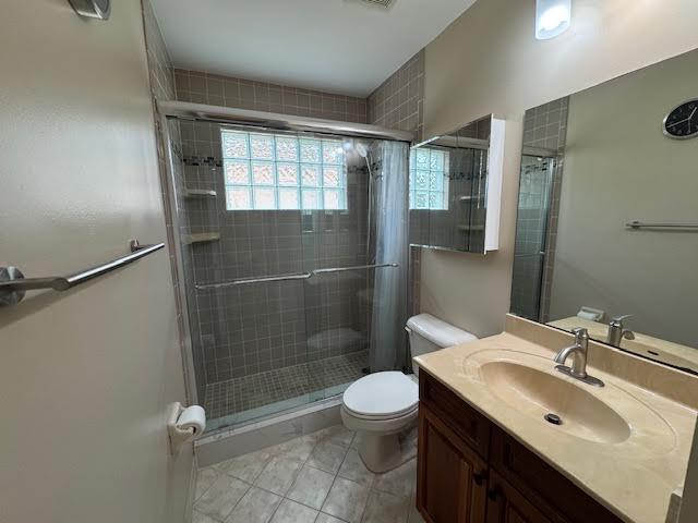 OLYMPIA 1 - Residential Lease