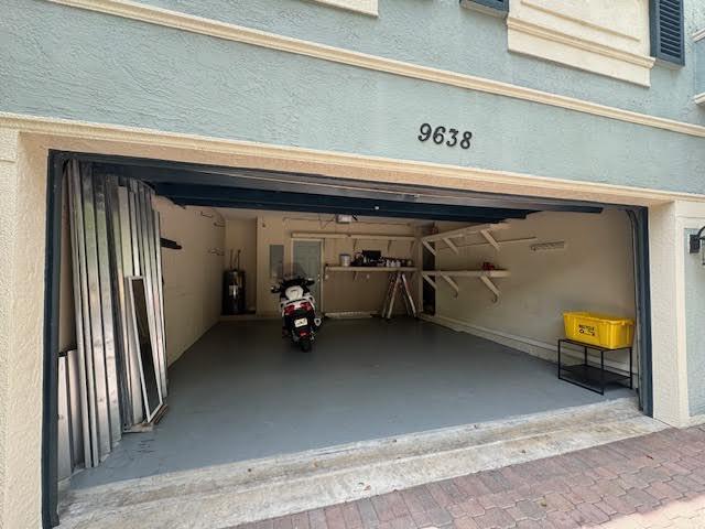 OLYMPIA 1 - Residential Lease