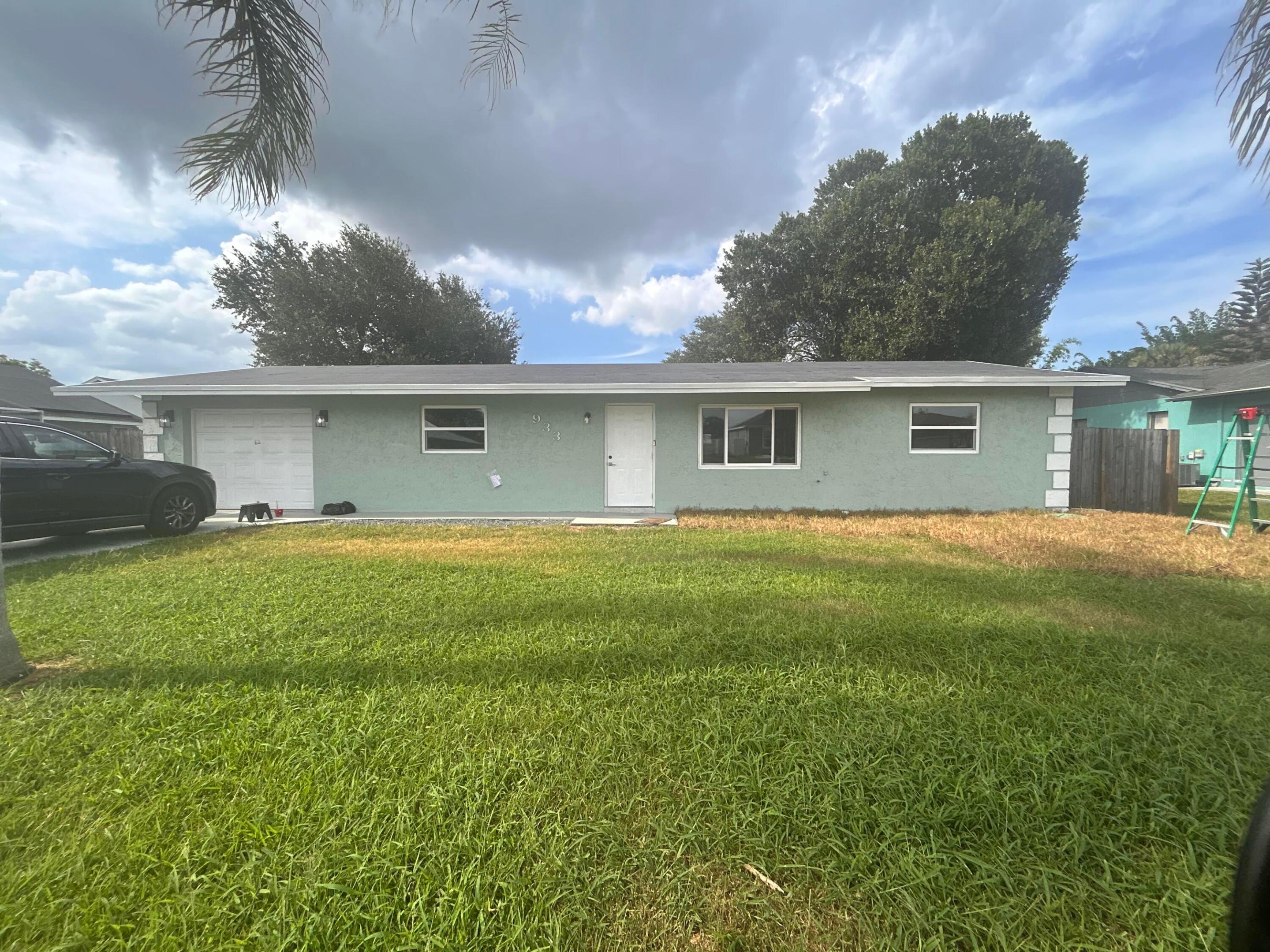 PORT ST LUCIE SECTION 23 - Residential Lease