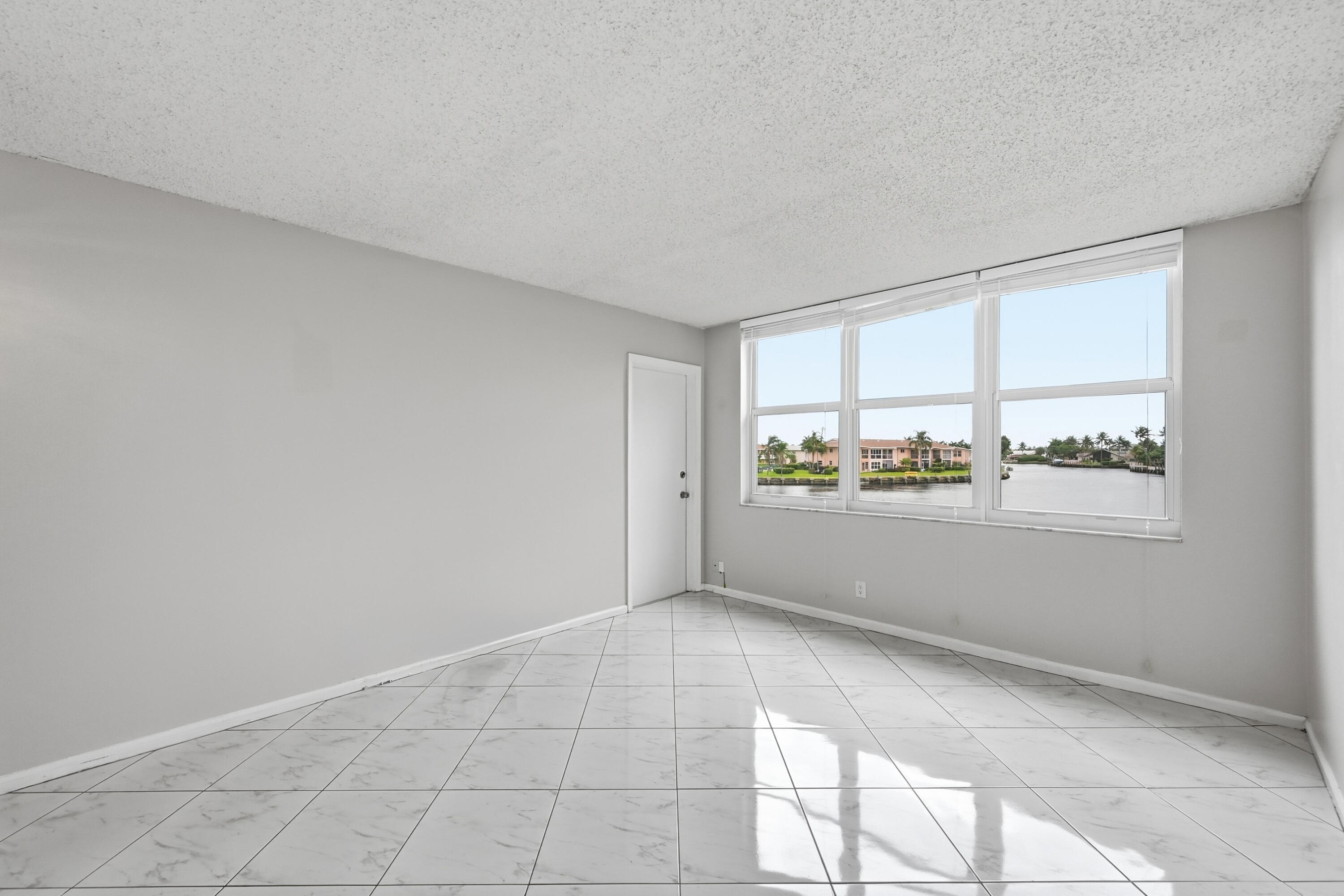Island Club One Condo - Residential