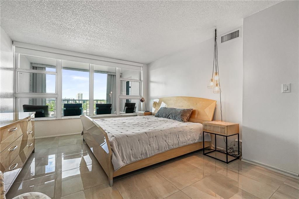 OCEAN COLONY - Residential