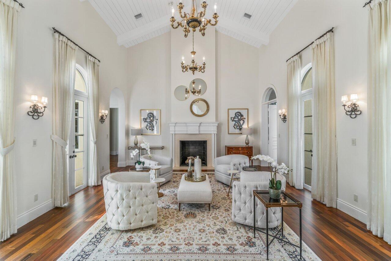 Mizner Country Club - Residential