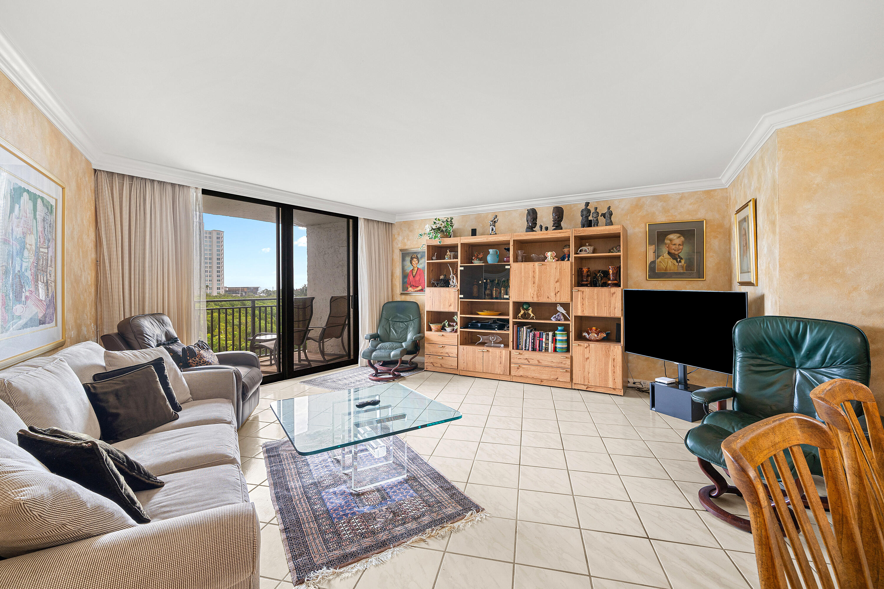 REGENCY HIGHLAND - Residential