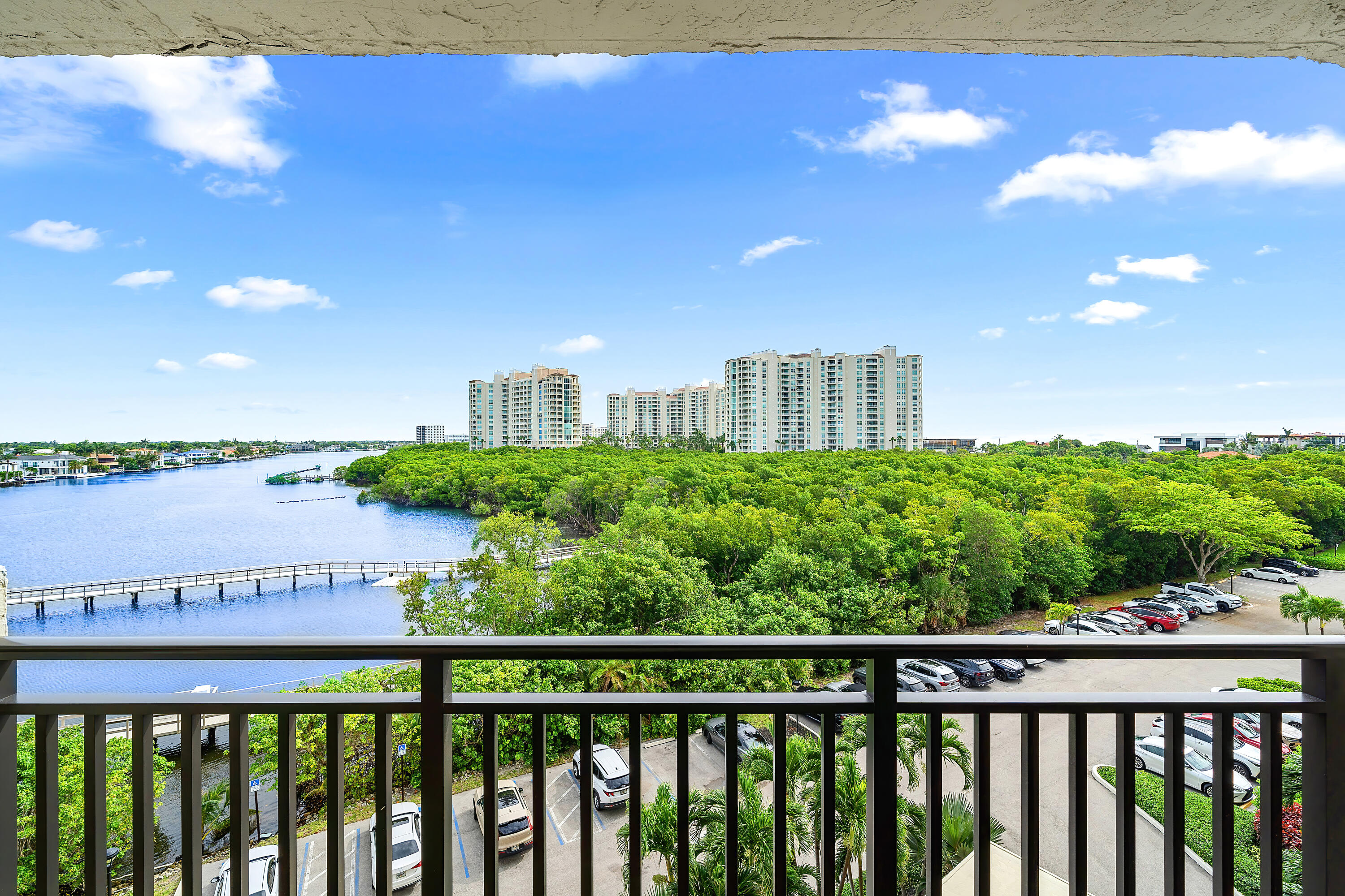 REGENCY HIGHLAND - Residential