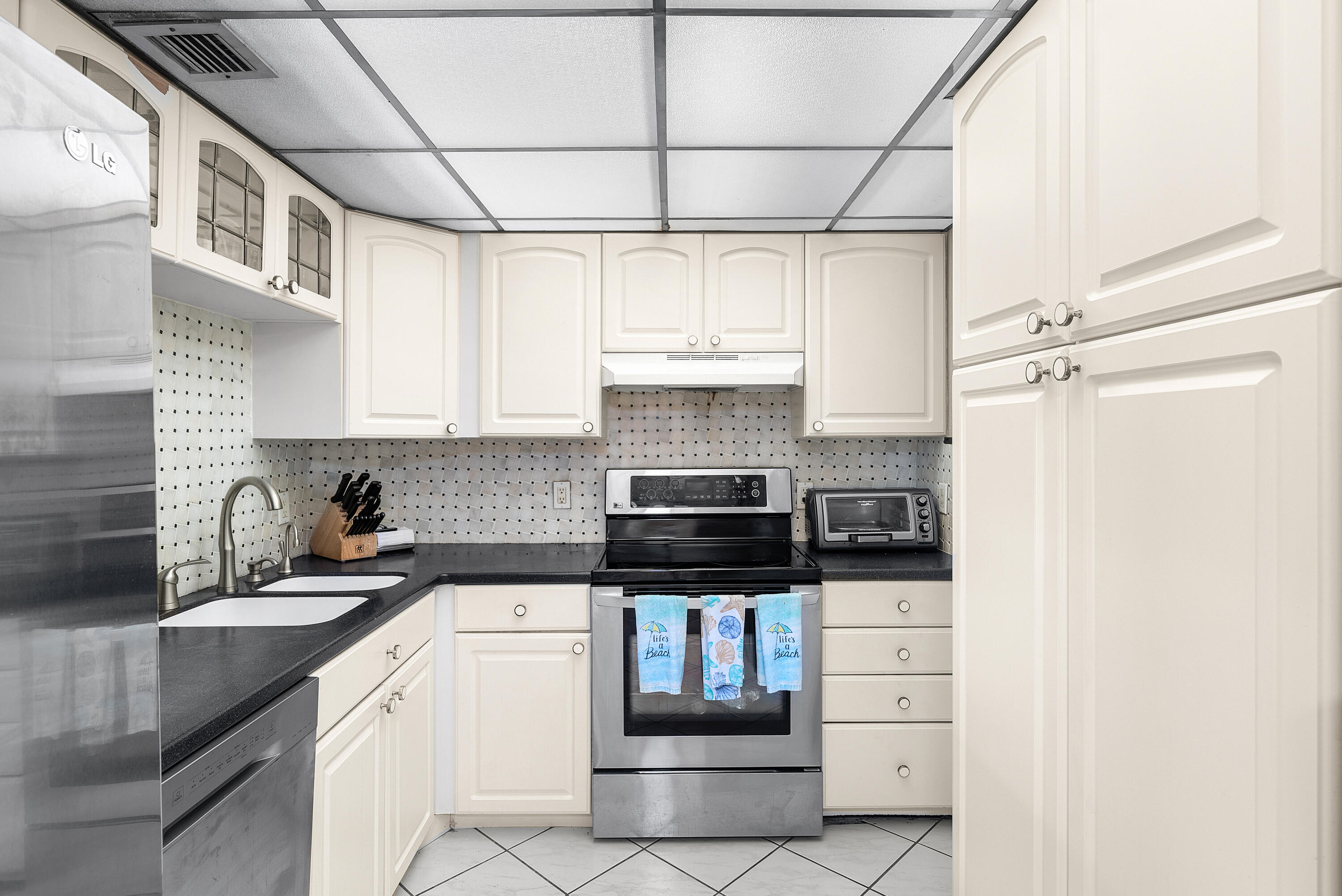 REGENCY HIGHLAND - Residential