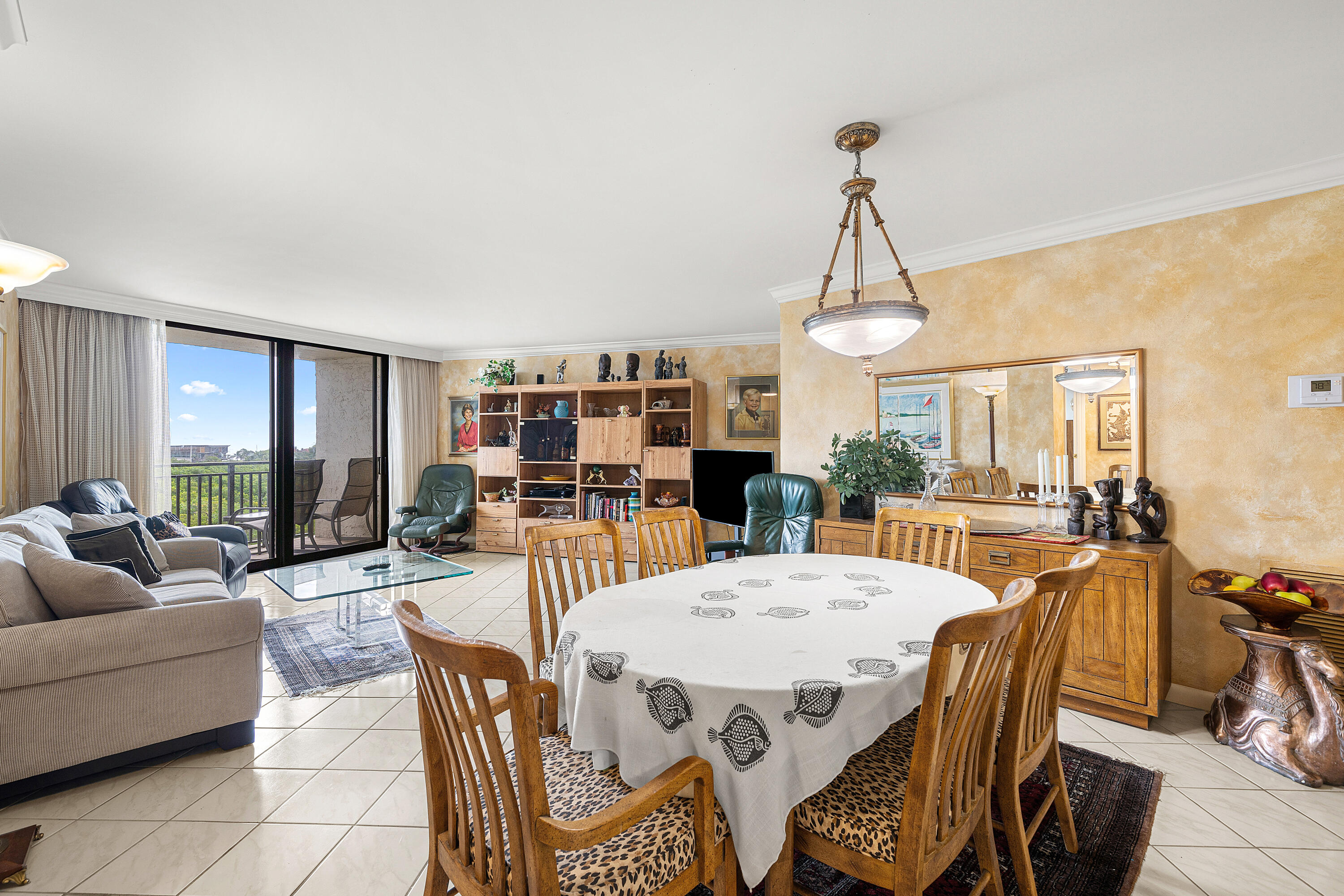 REGENCY HIGHLAND - Residential