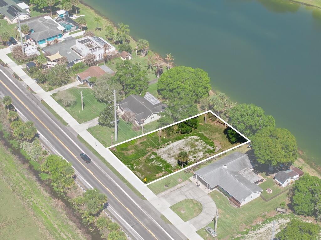 LAKEWOOD PARK - Land