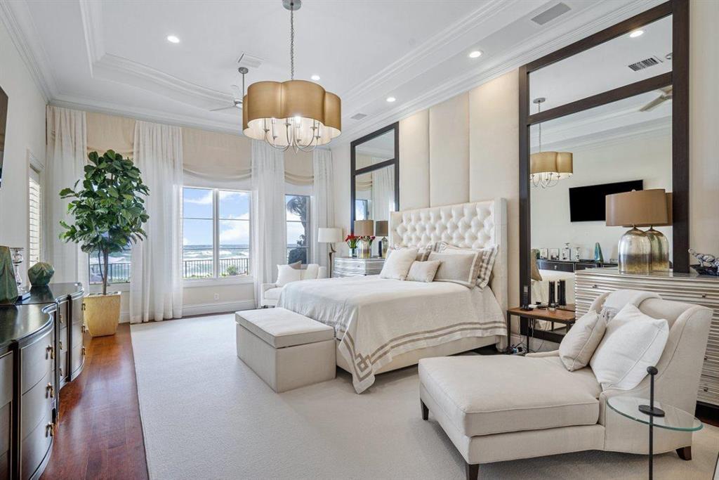 PALM BEACH SHORE ACRES - Residential