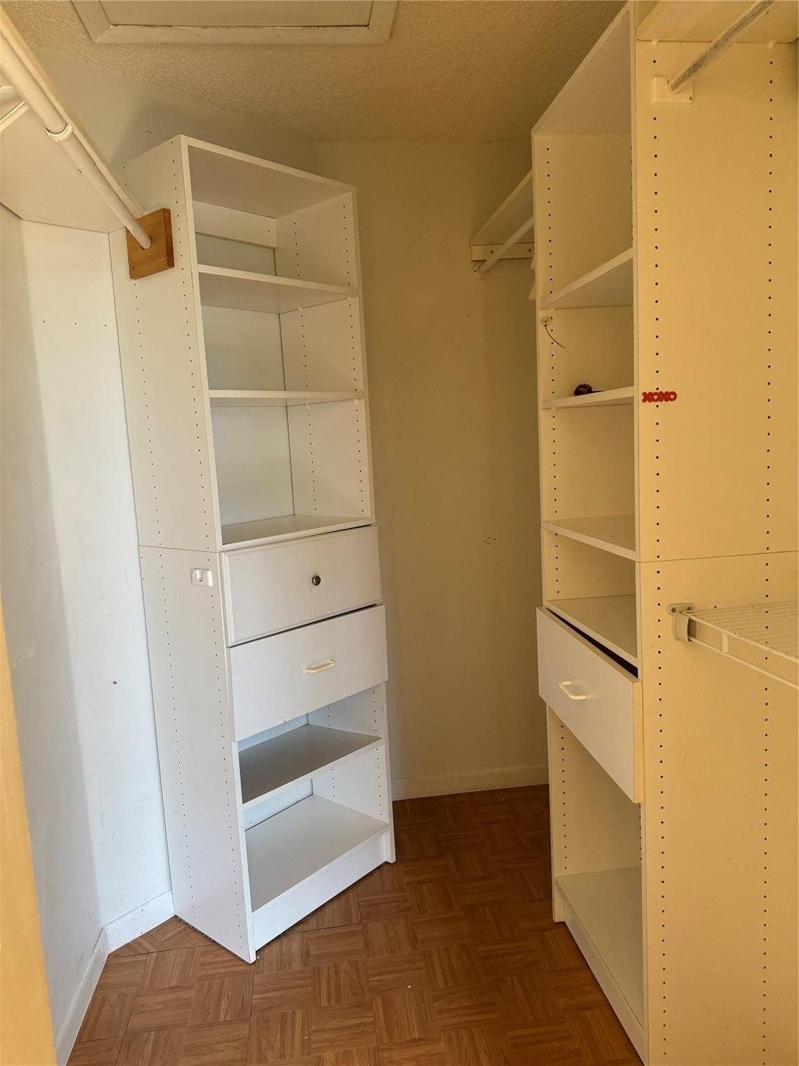 ORANGE TREE VILLAS - Residential Lease