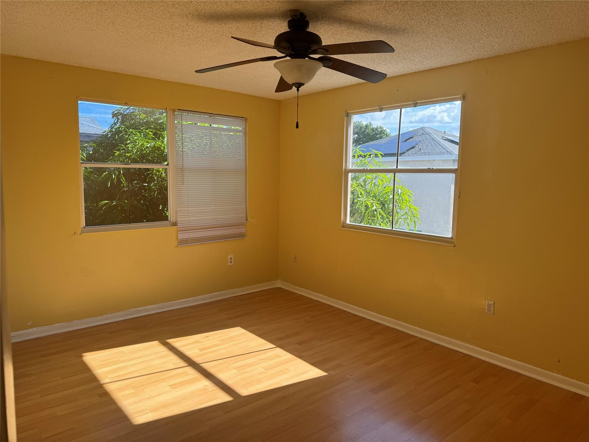 ORANGE TREE VILLAS - Residential Lease