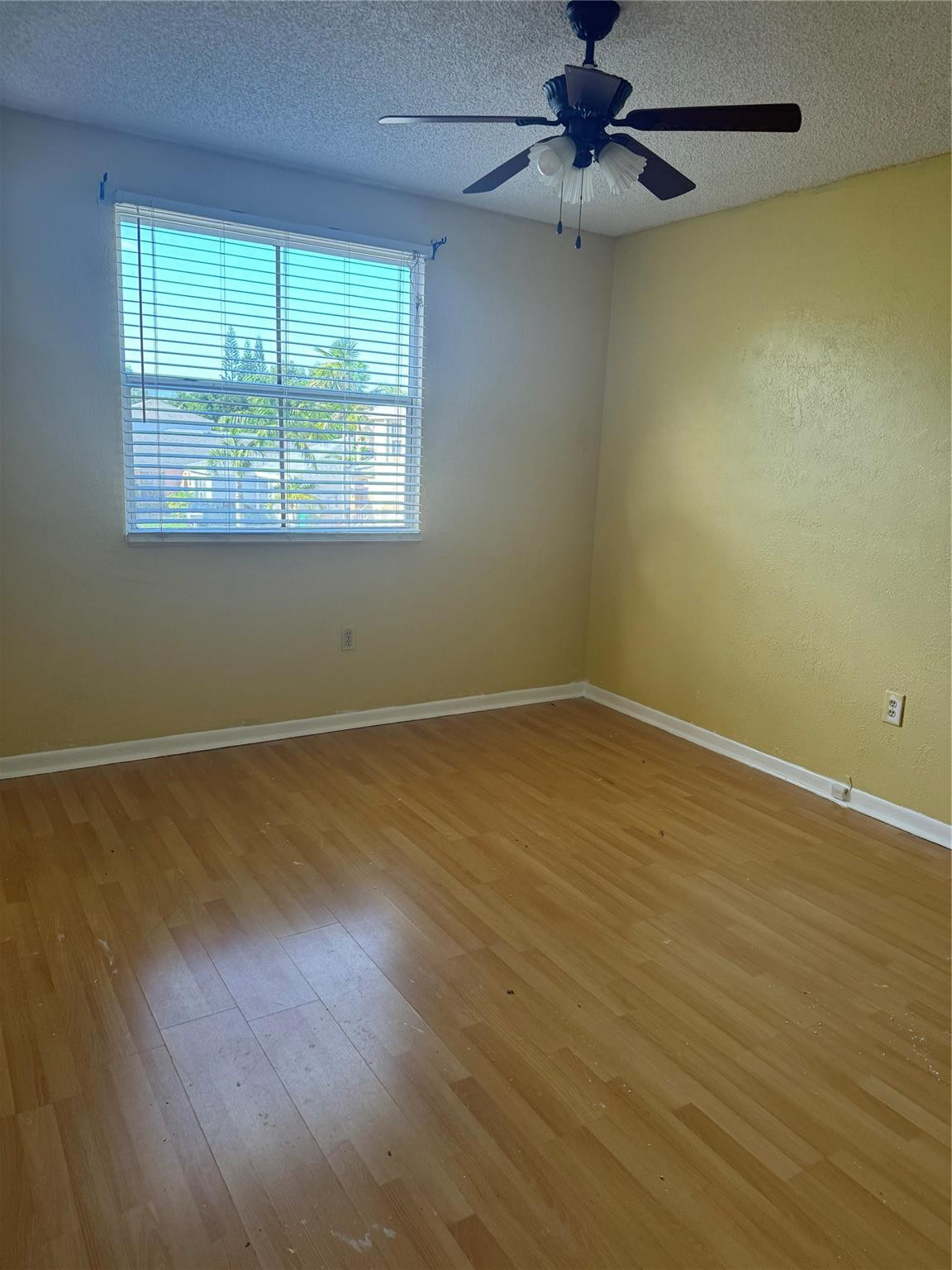 ORANGE TREE VILLAS - Residential Lease