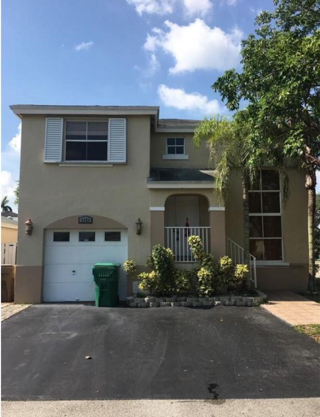 Davie single family home. 3/2.5 with extend car garage space as living space. Community living style. fencing back yard. small pet ok. close to NOVA university town and Broward collage. Need HOA application and approval.  ( 30 days or less for approval). HOME should be ready after August 15, 2026.