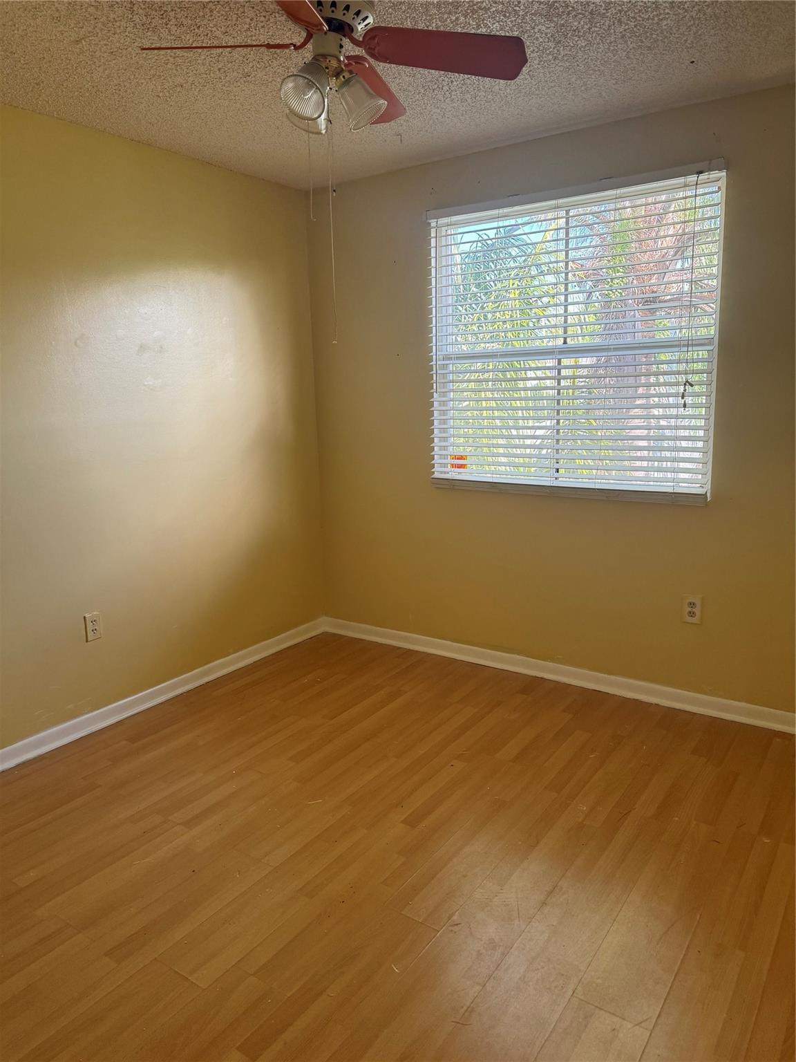 ORANGE TREE VILLAS - Residential Lease