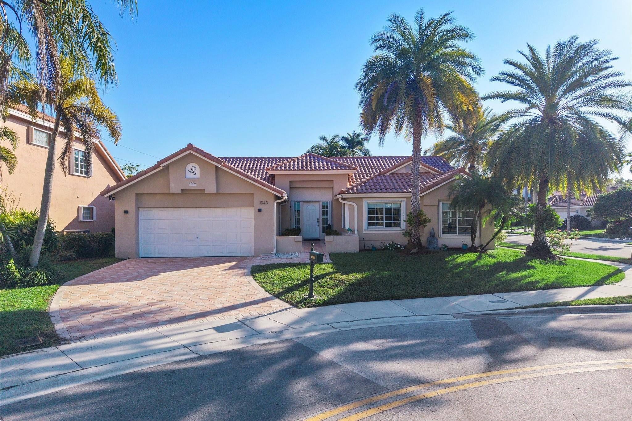 LAGUNA SPRINGS ONE - Residential