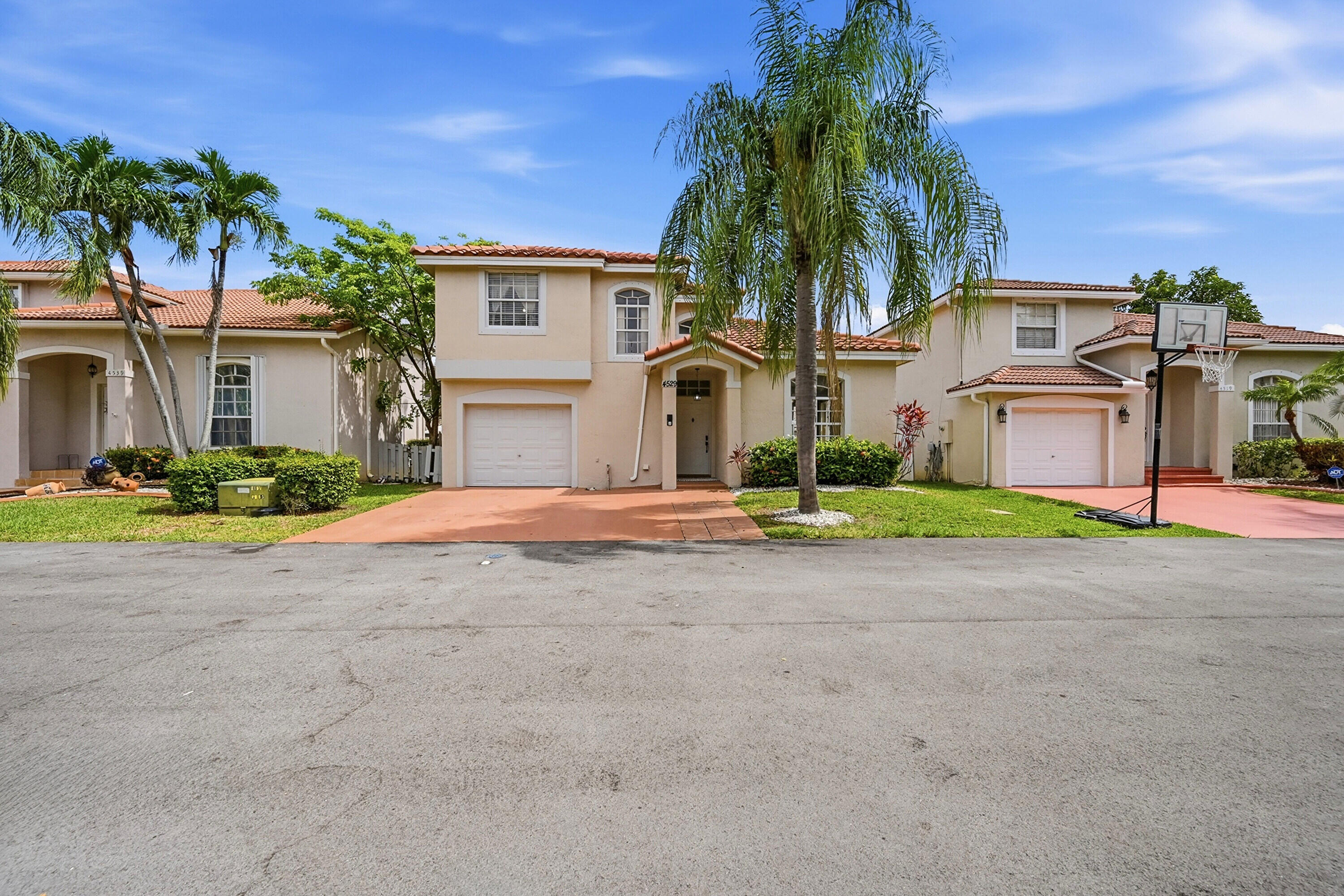 WINSTON PARK SECTION THREE - Residential