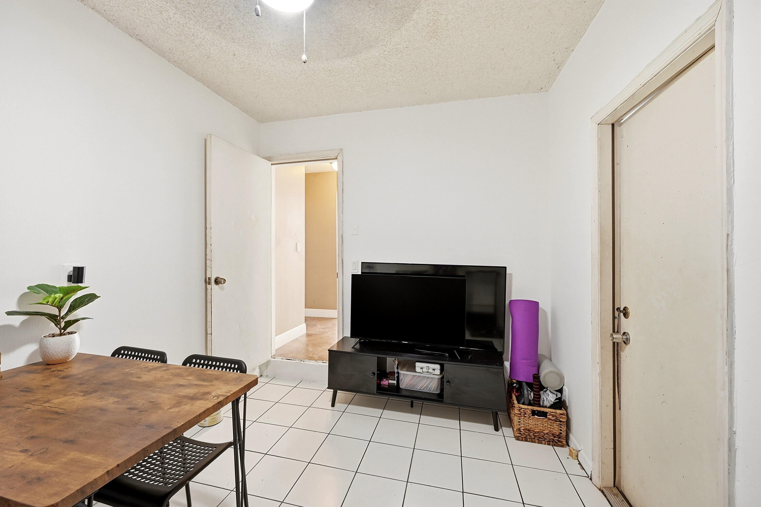 WINSTON PARK SECTION THREE - Residential