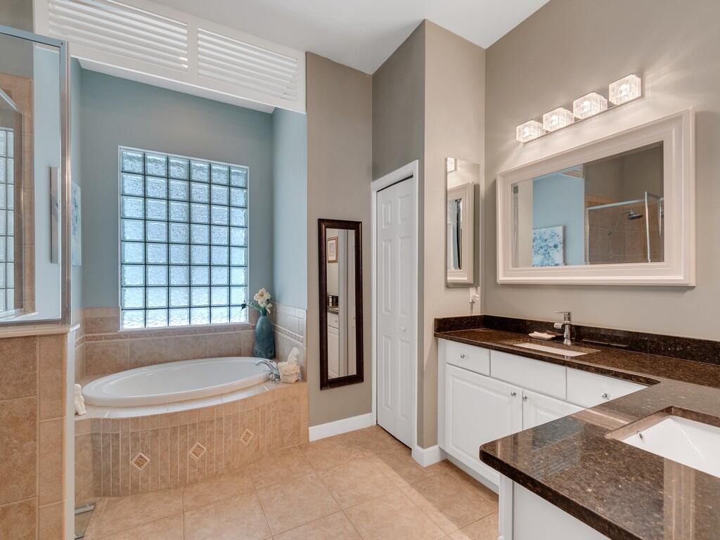 OAK CHASE SUBDIVISION PHASE II - Residential