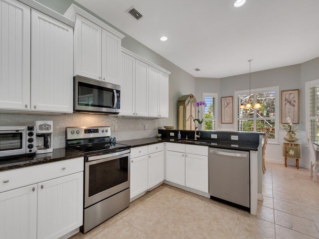 OAK CHASE SUBDIVISION PHASE II - Residential