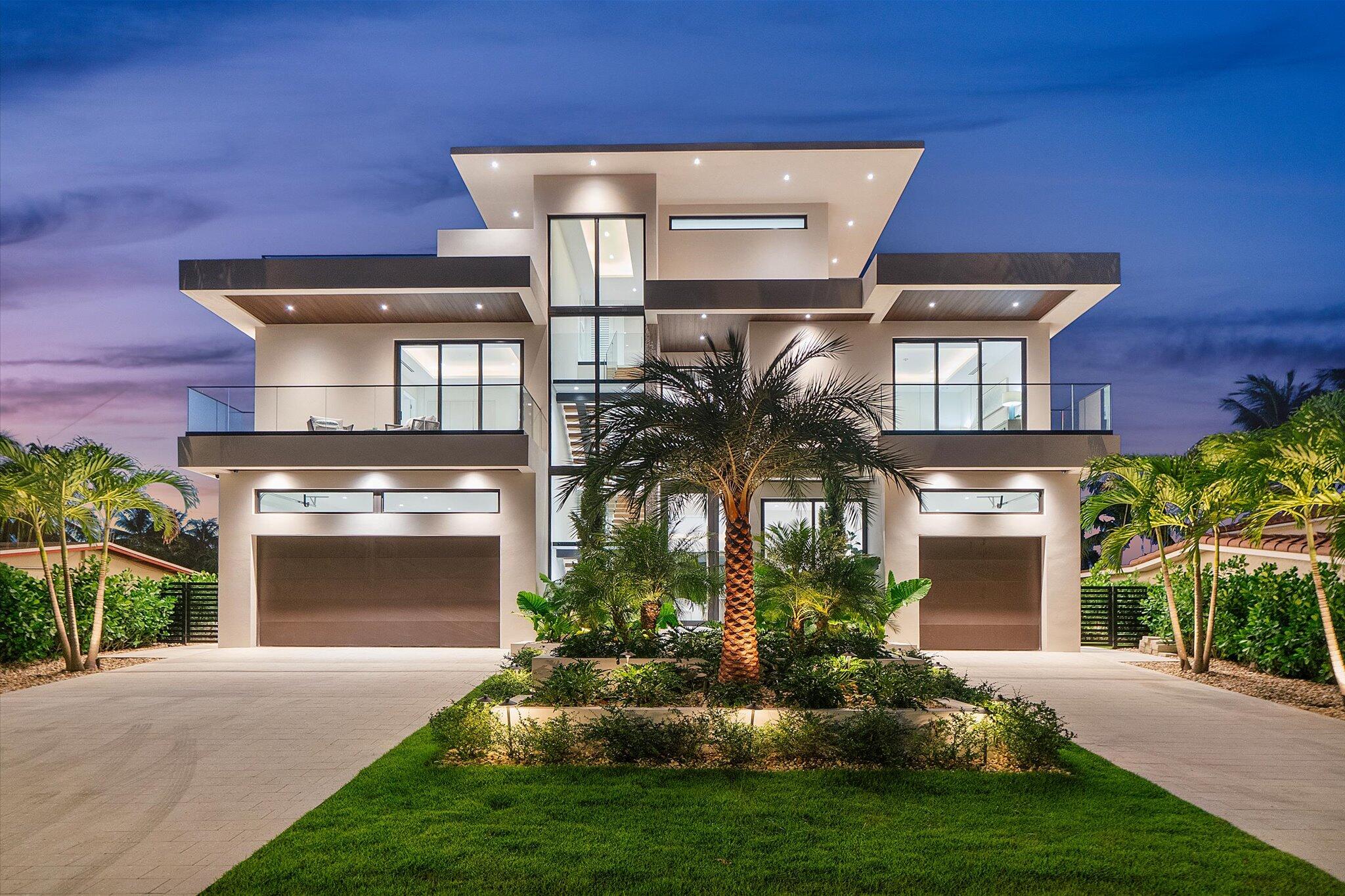 LAUDERDALE HARBORS SECTION - Residential