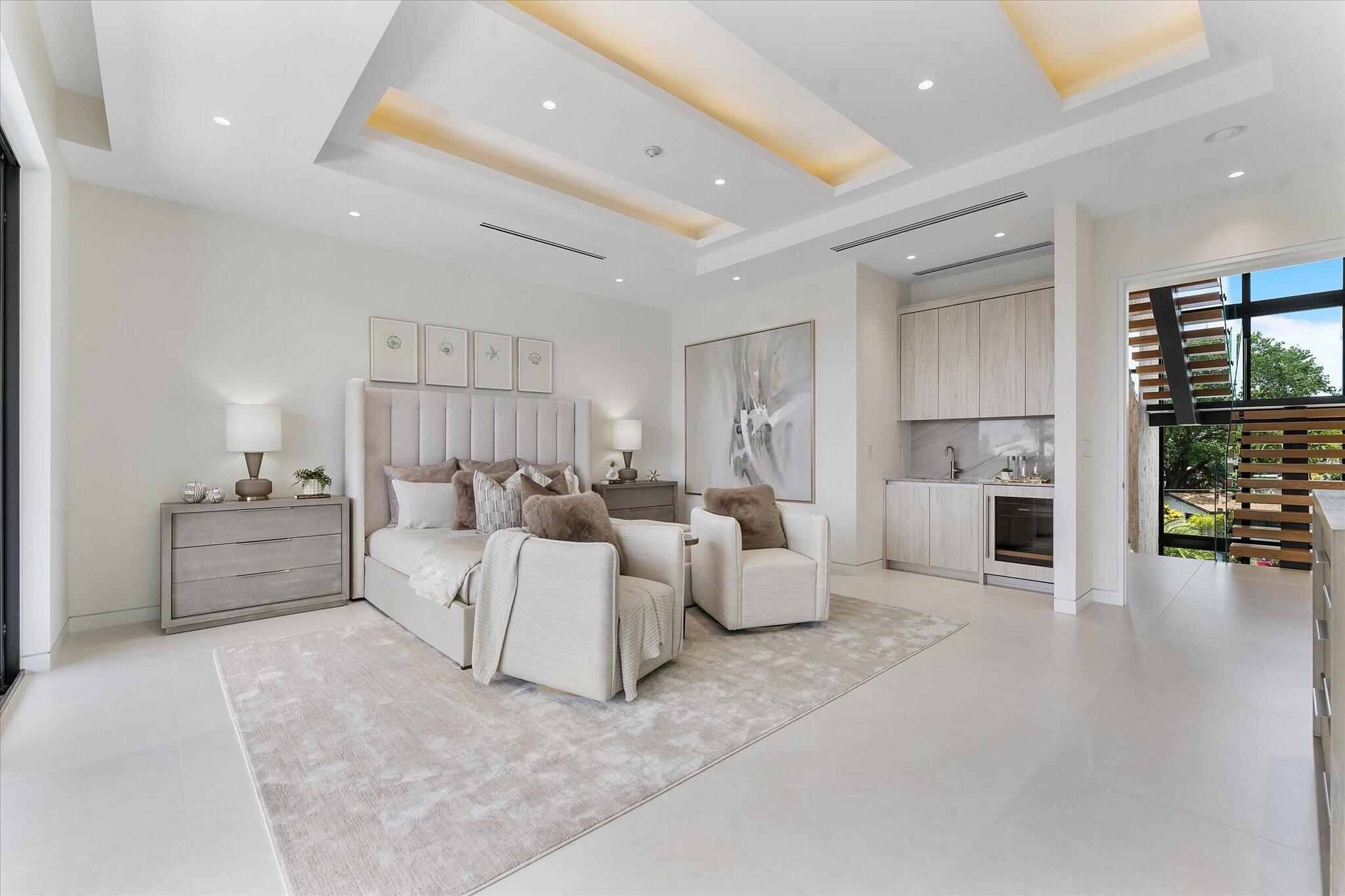 LAUDERDALE HARBORS SECTION - Residential