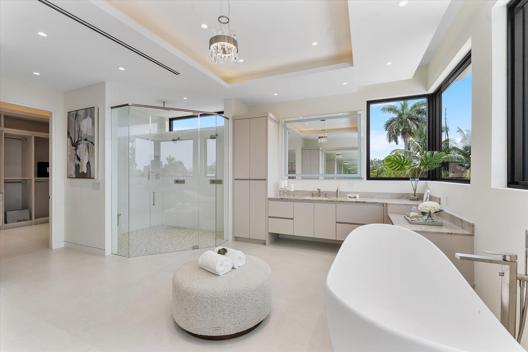 LAUDERDALE HARBORS SECTION - Residential