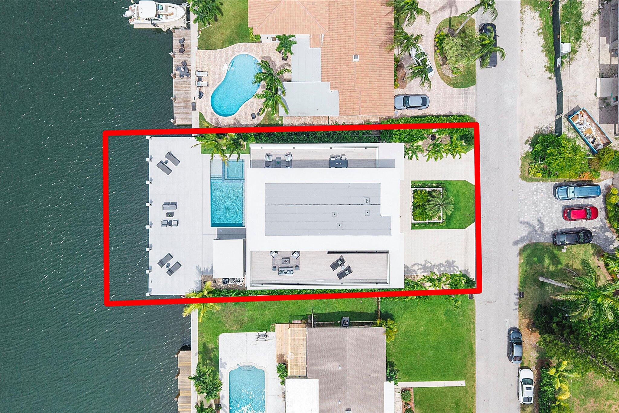LAUDERDALE HARBORS SECTION - Residential