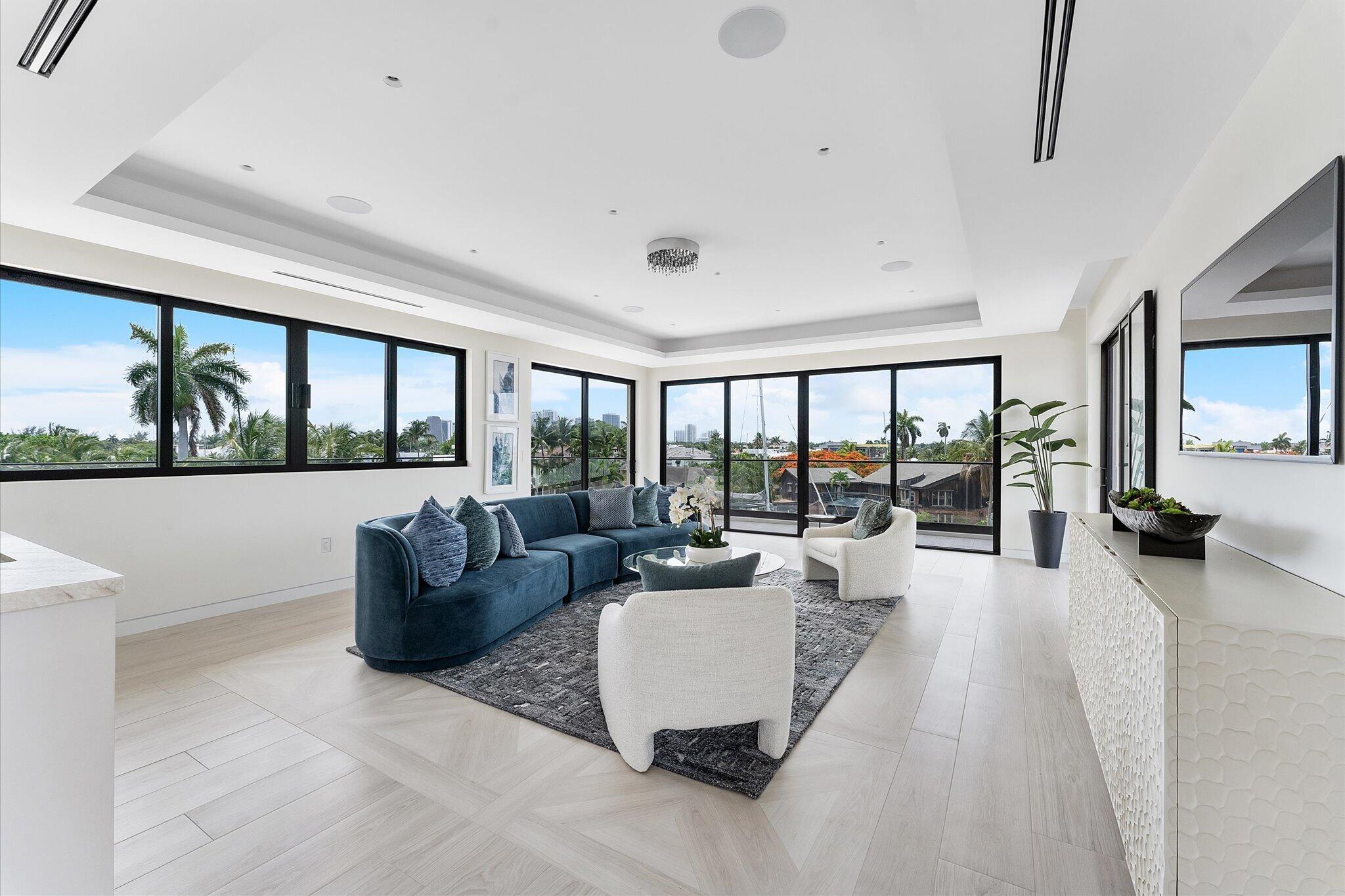 LAUDERDALE HARBORS SECTION - Residential