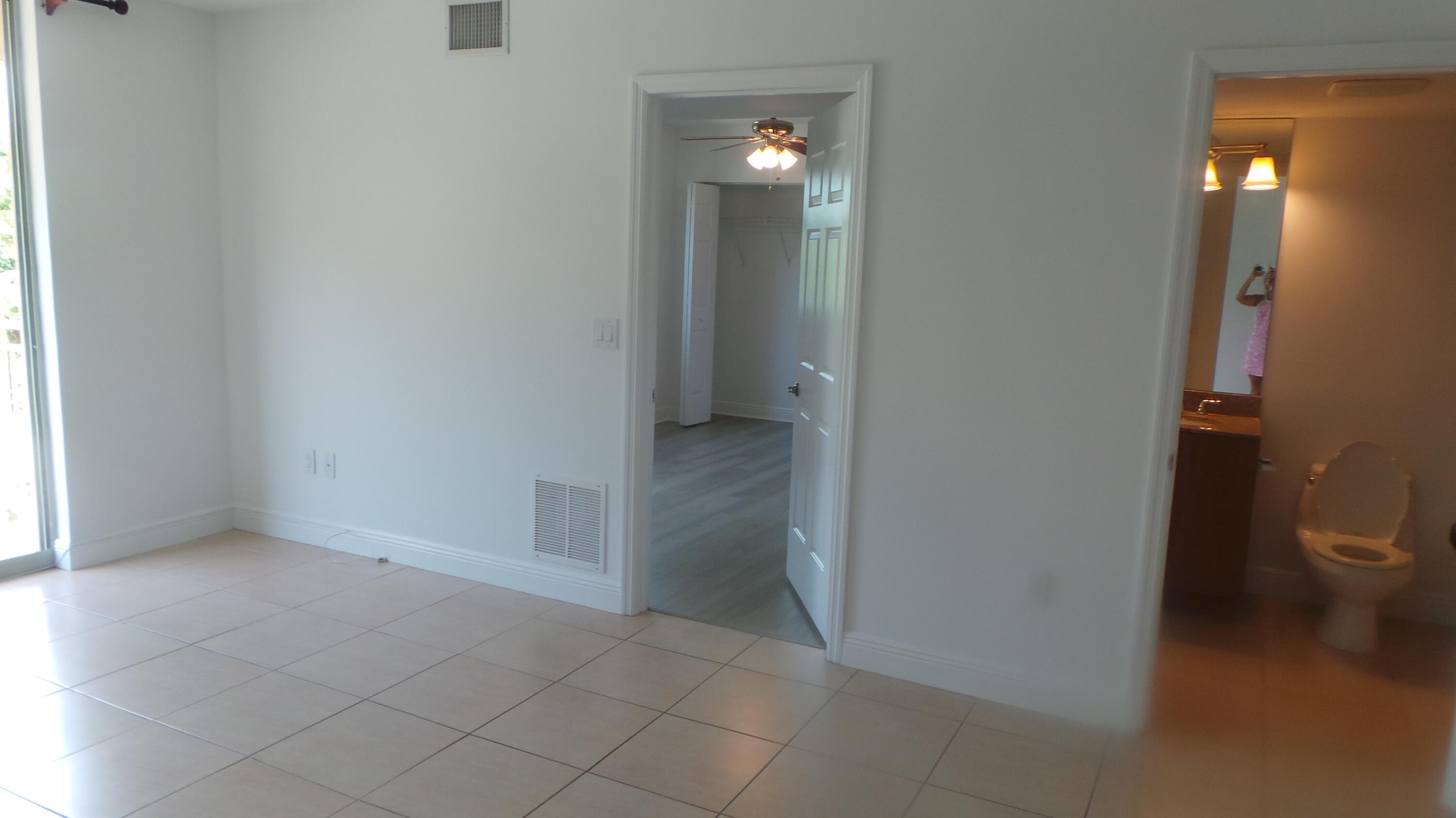 610 CLEMATIS CONDO - Residential Lease