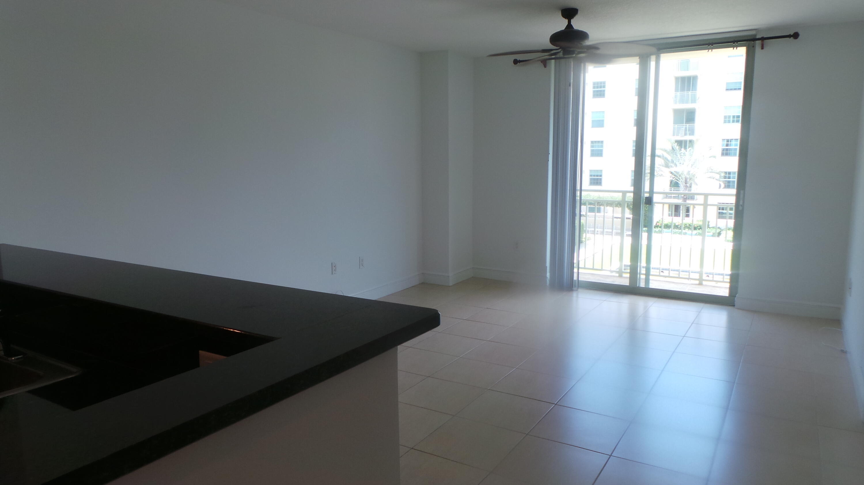 610 CLEMATIS CONDO - Residential Lease