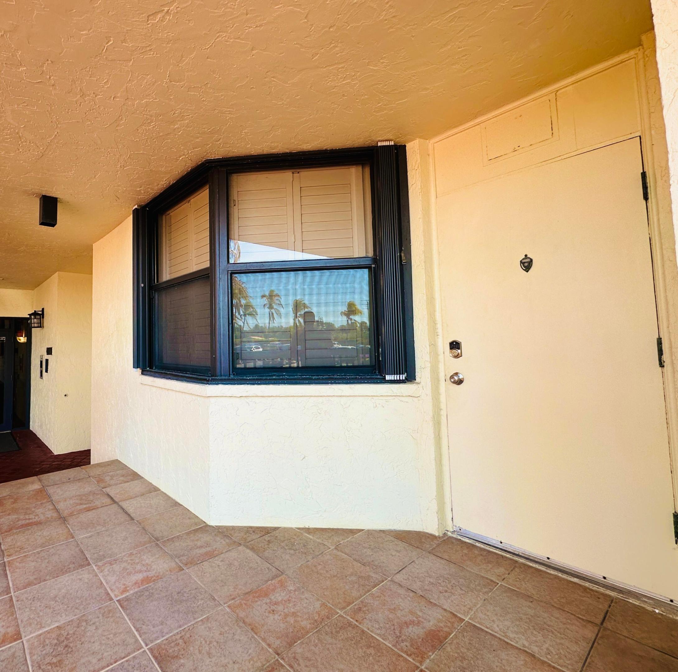 ISLANDIA II CONDOMINIUM - Residential