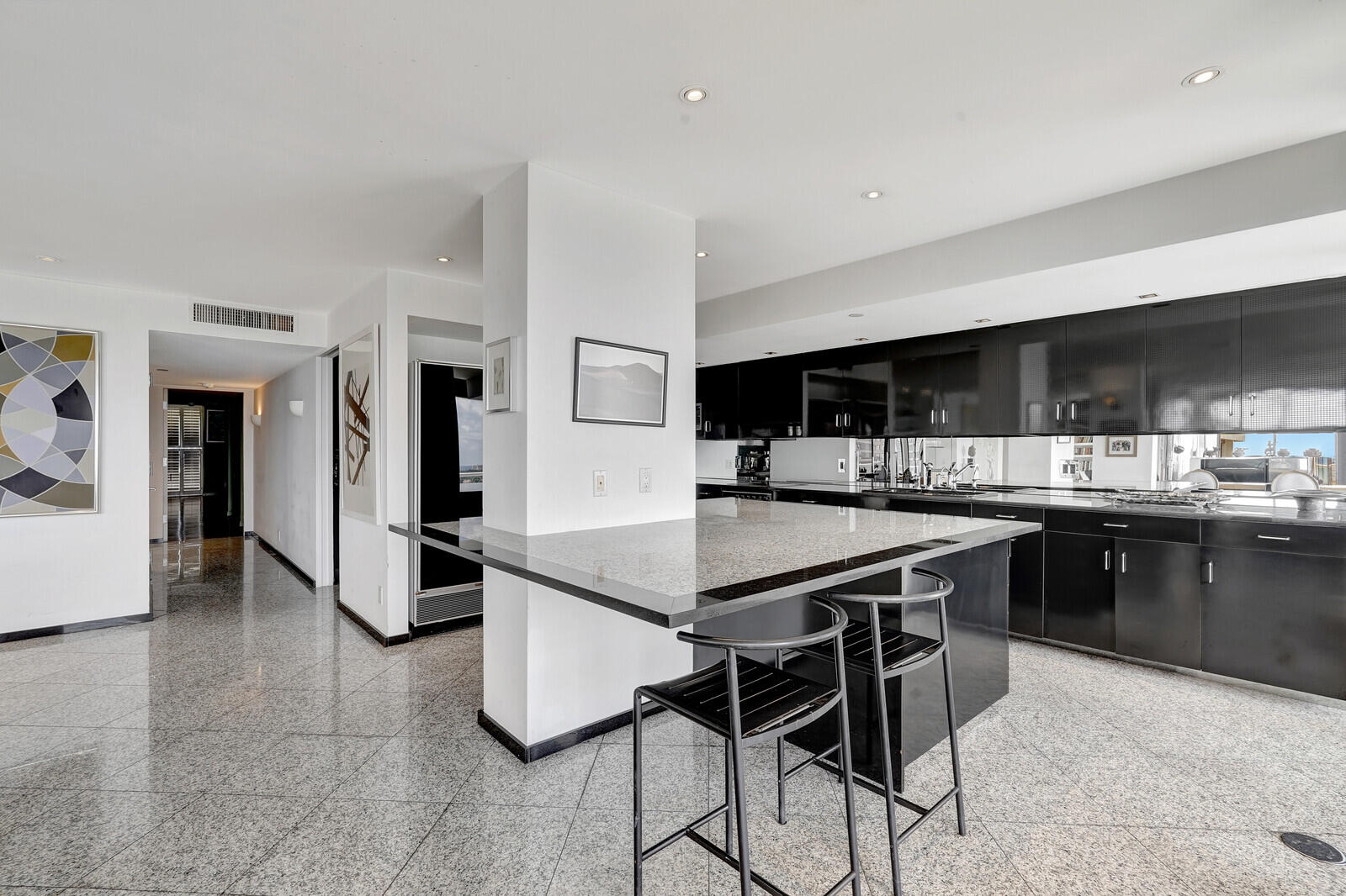 The Plaza of the Palm Beaches - Residential