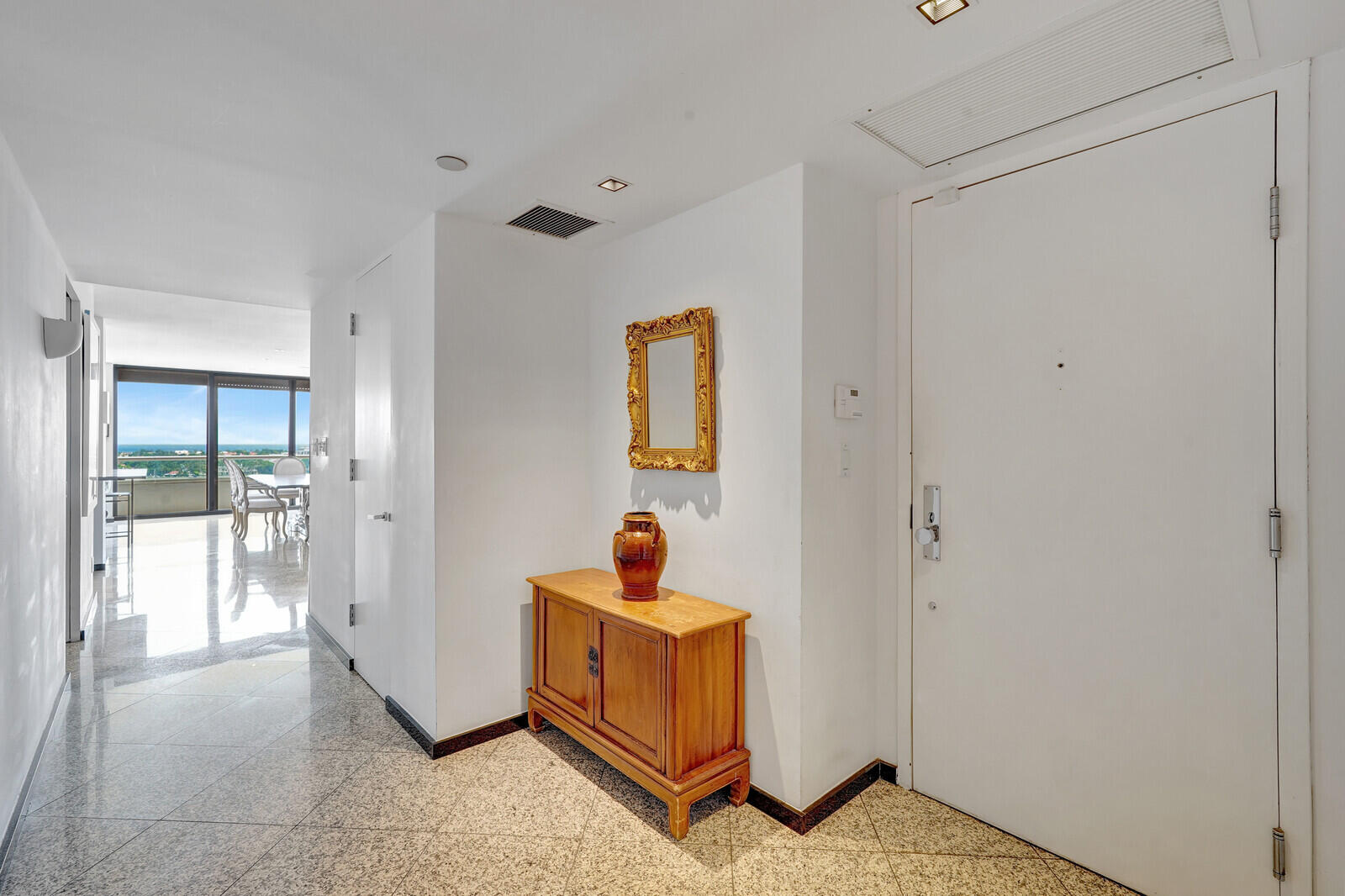 The Plaza of the Palm Beaches - Residential